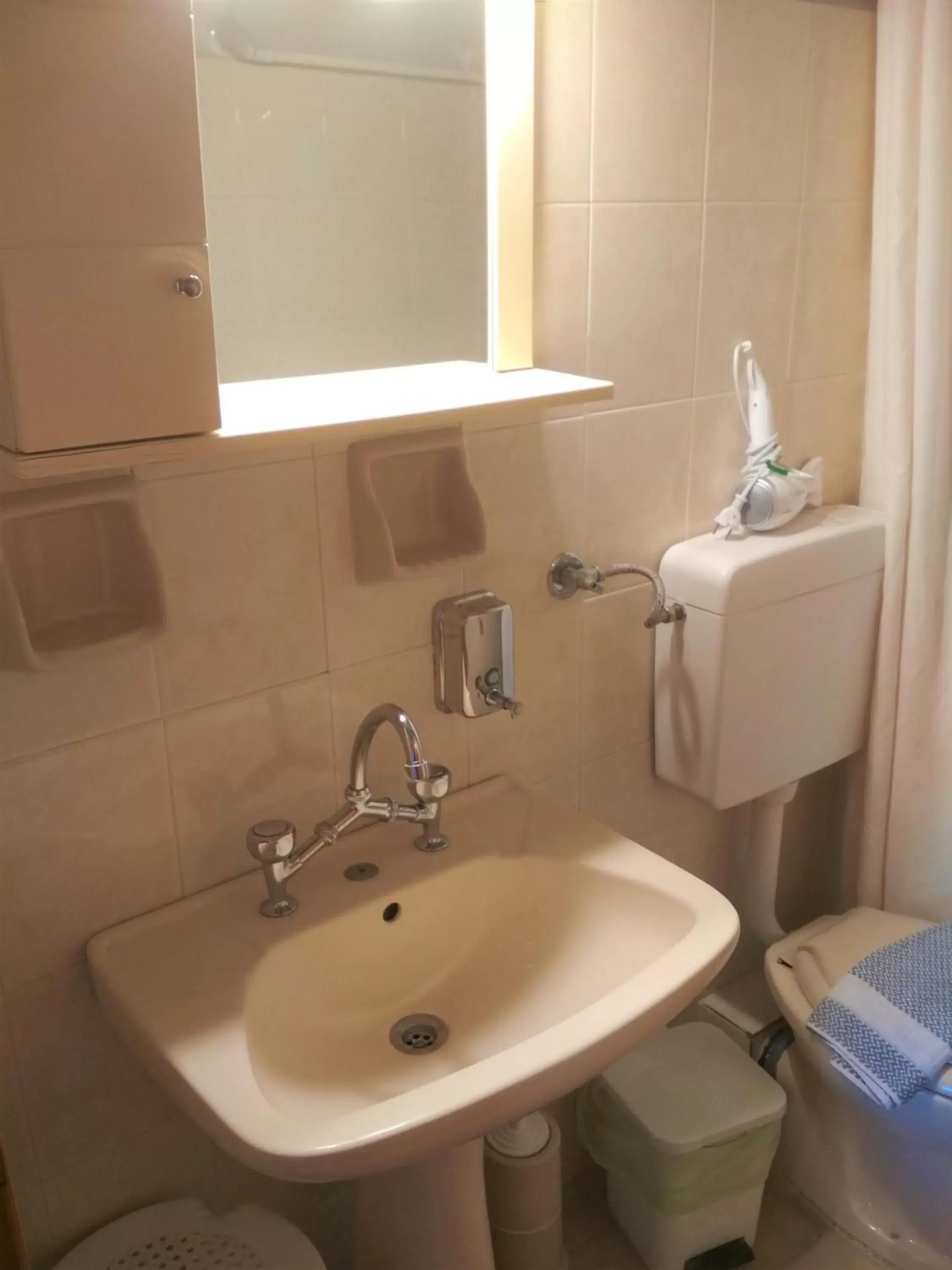 Triple Room in Georgios Rooms Triple Room in Georgios Rooms