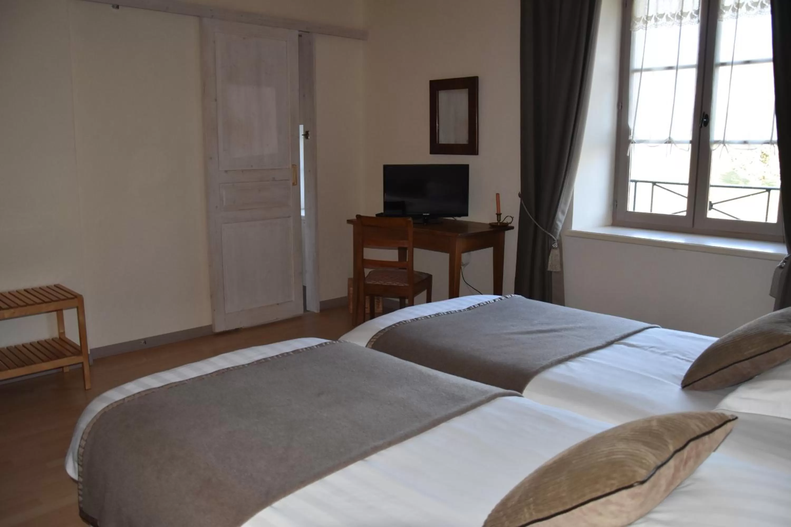 Bedroom, Bed in Le Tilleul de Ray