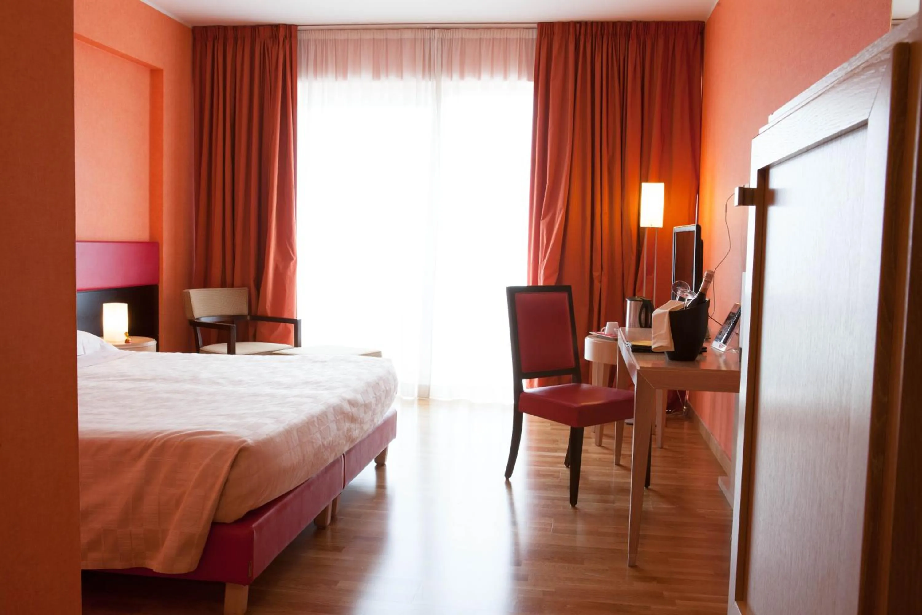 Photo of the whole room, Bed in Klass Hotel