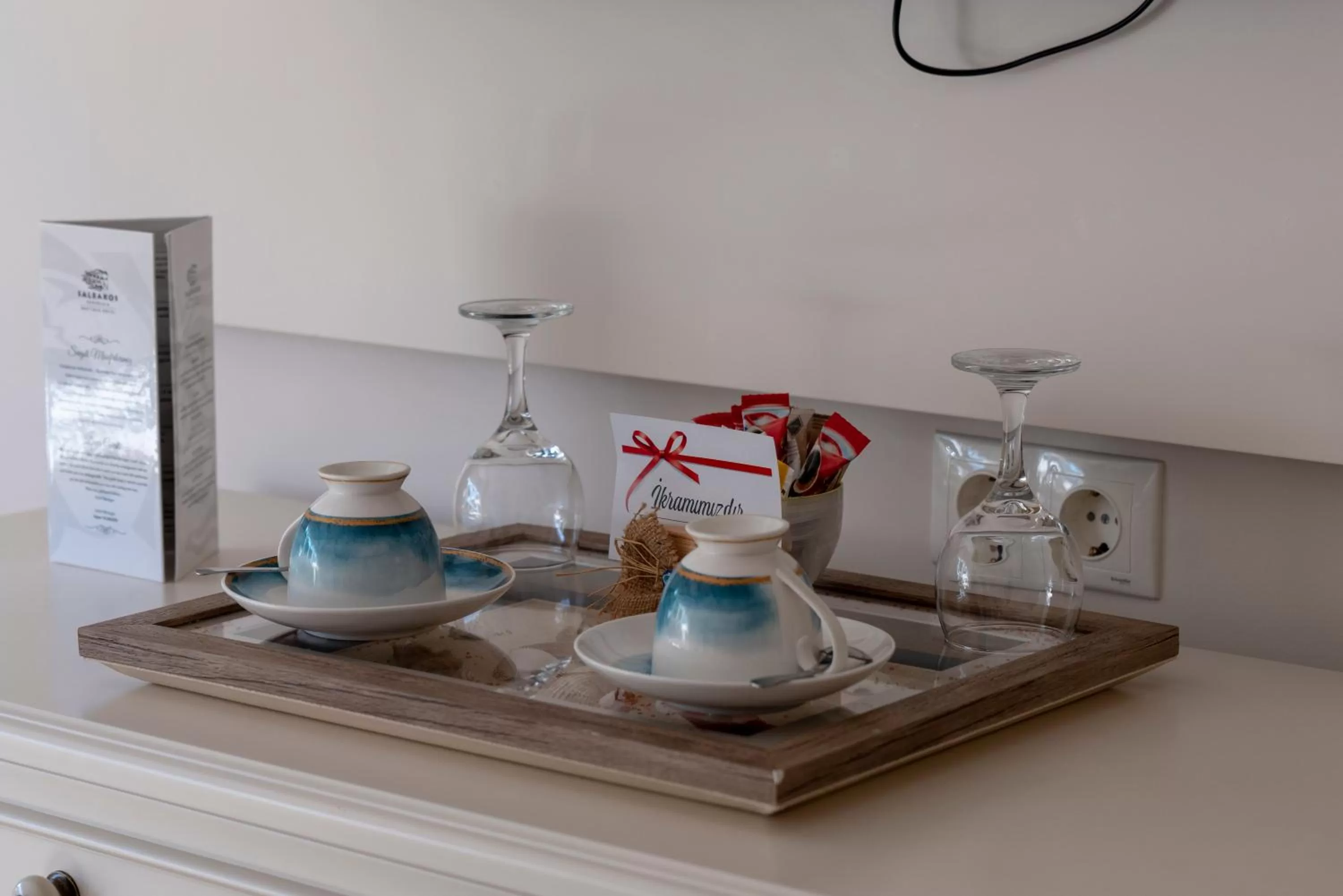 Coffee/tea facilities in Salbakos Herakleia Hotel