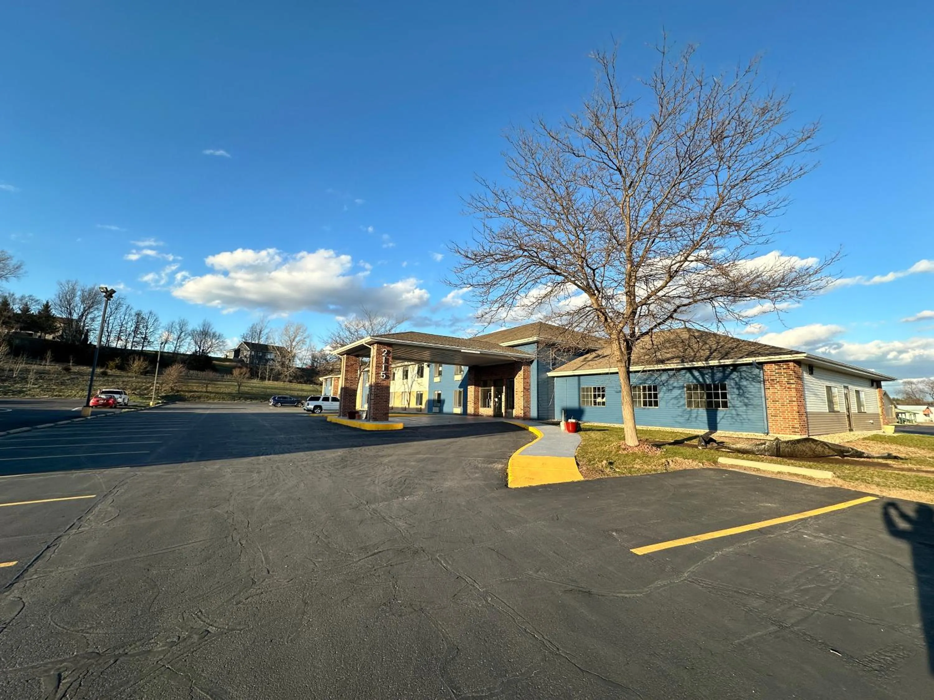 Property Building in Quality Inn Reedsburg