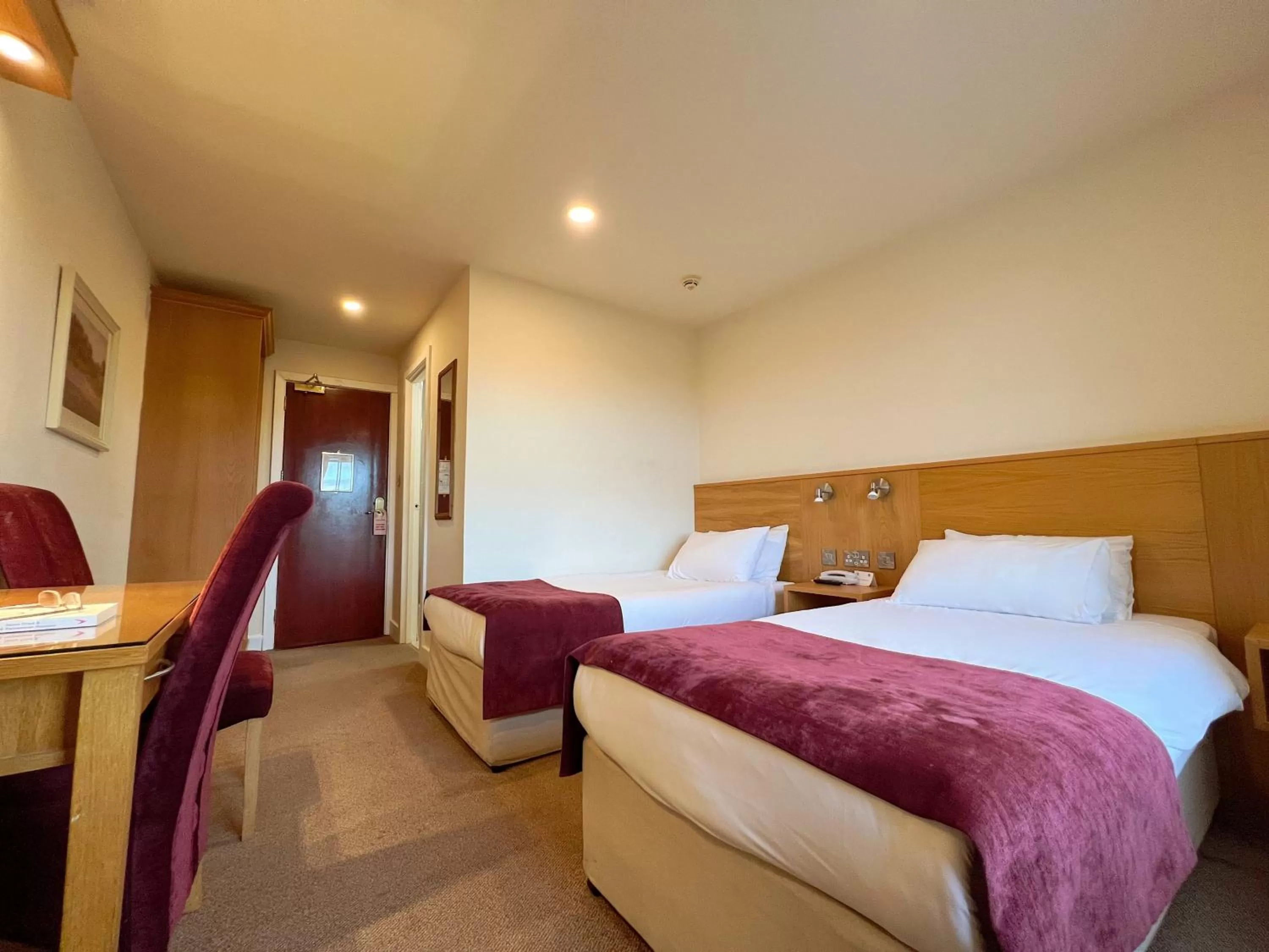 Bed in The Lucan Spa Hotel