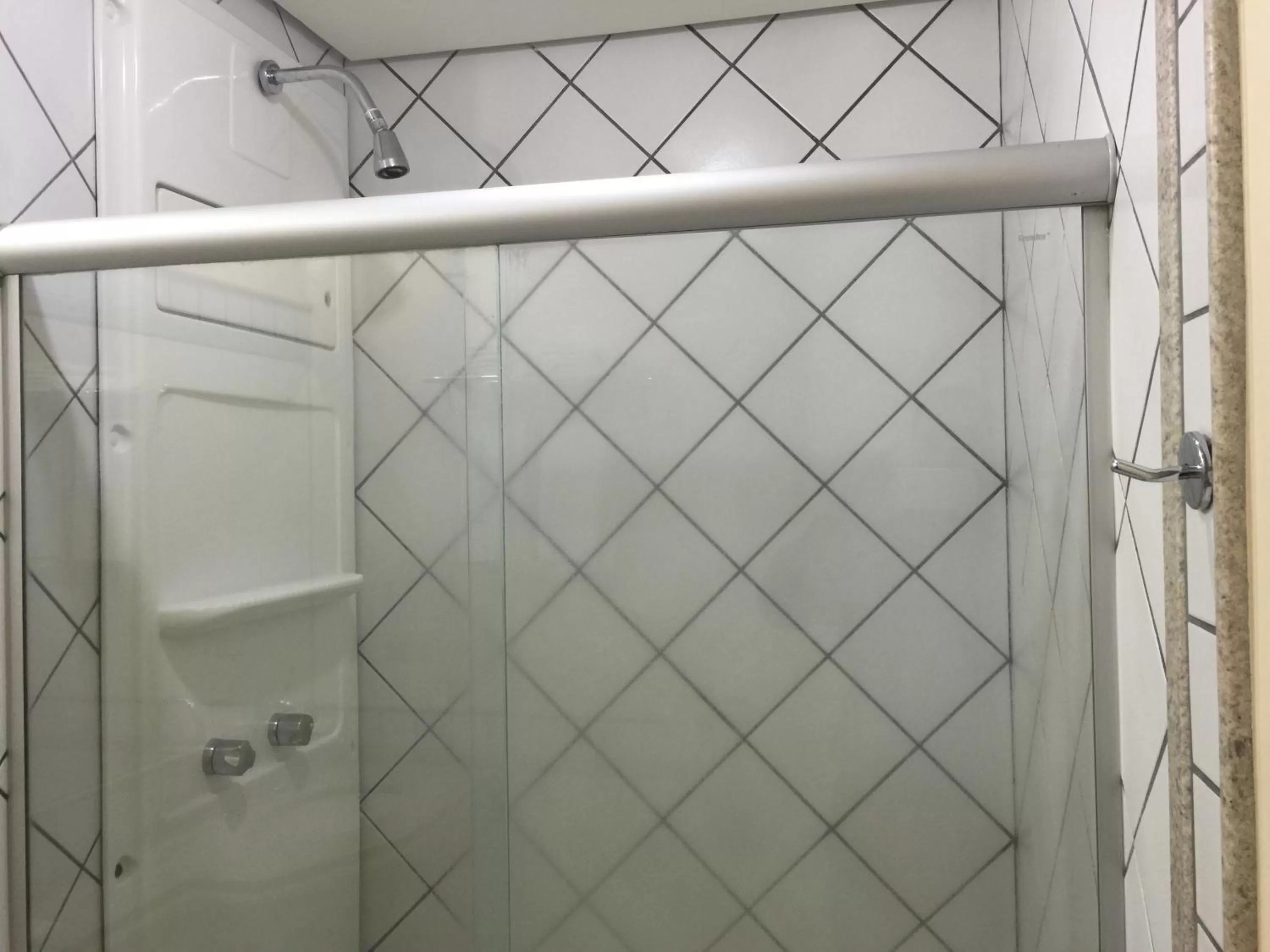 Shower, Bathroom in Hotel Solarium Express