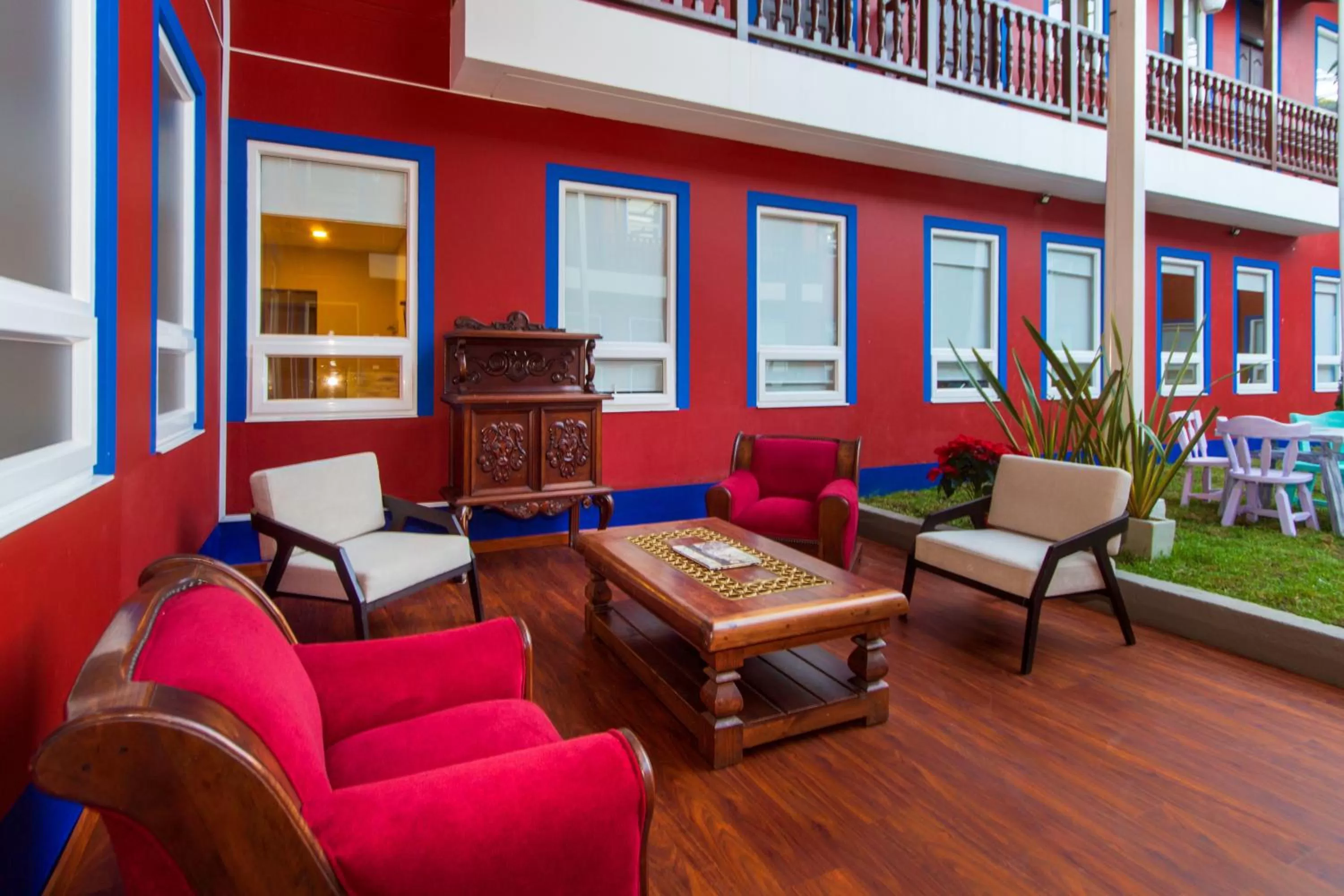 Property building in Hotel Xue Sabana