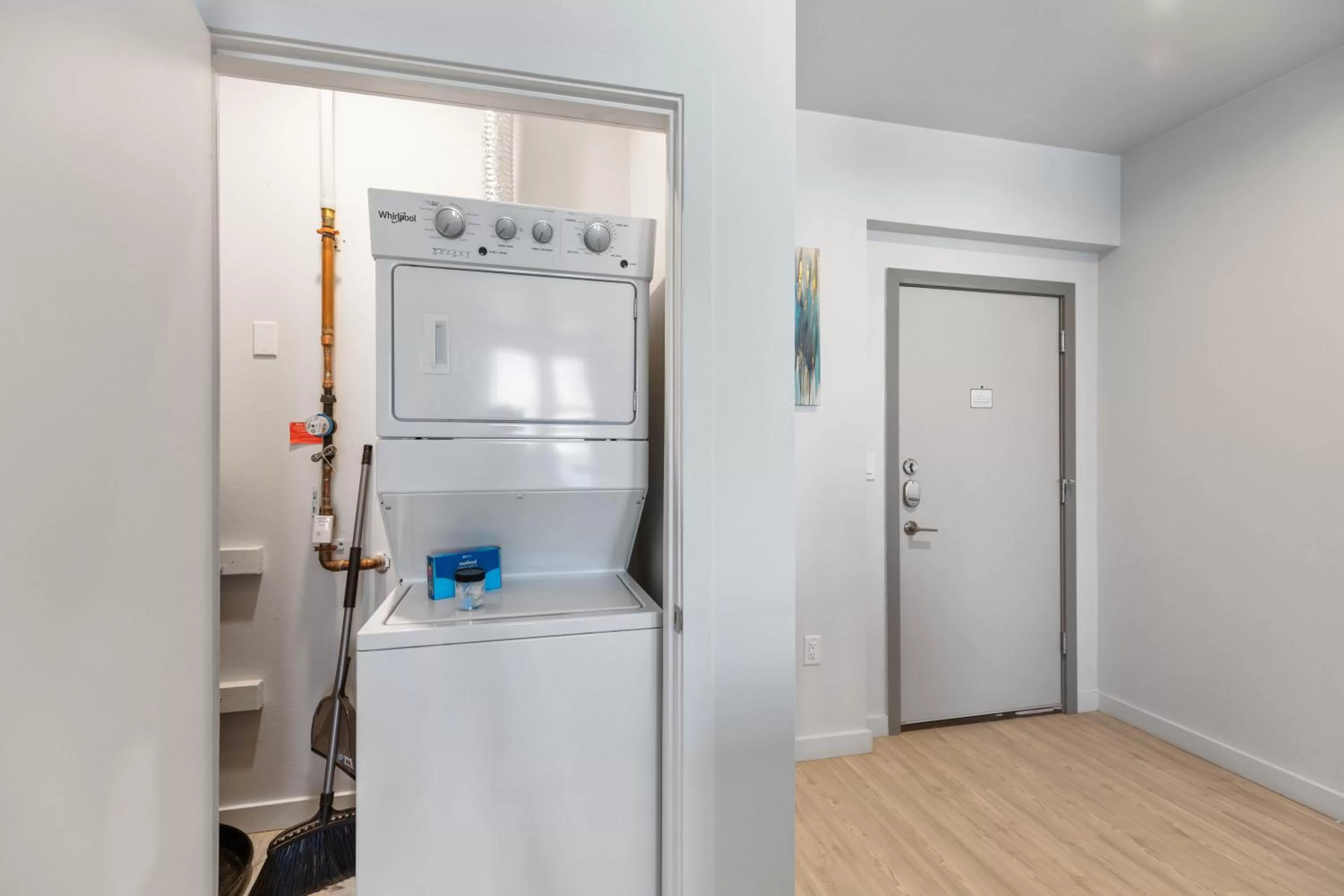 washing machine, Bathroom in Flatz432 Apartments by Barsala