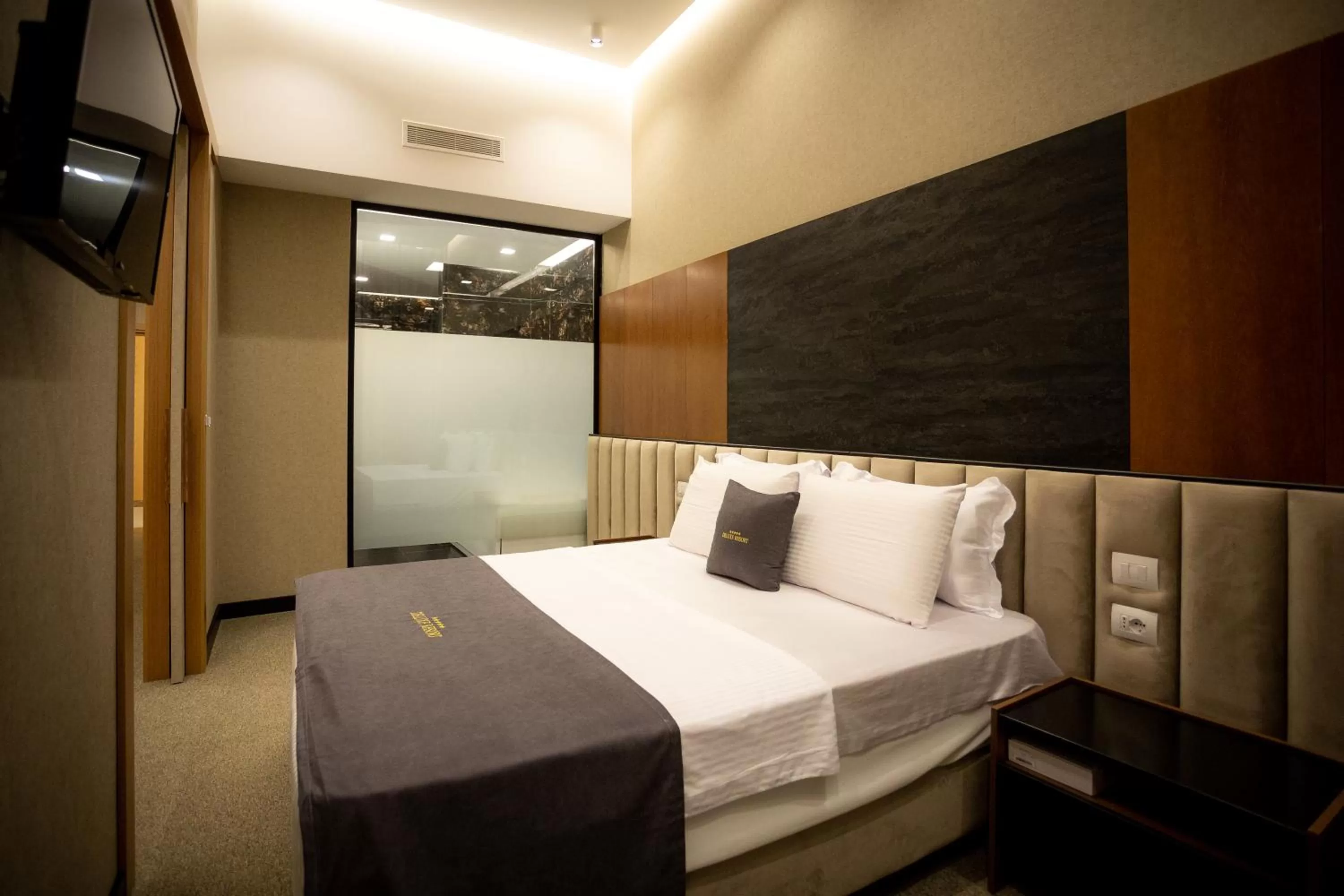 Bedroom, Bed in Deluxe Resort and SPA