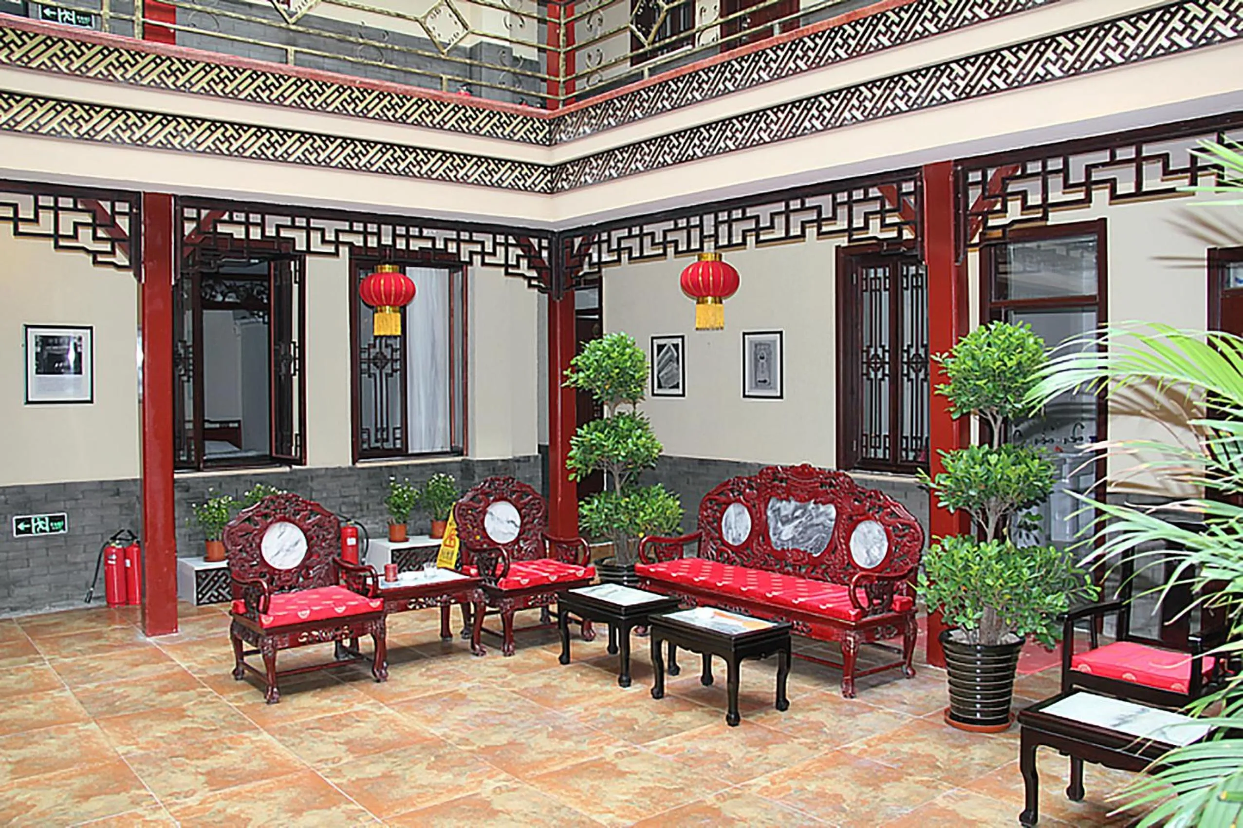 Lounge or bar in Beijing Hyde Courtyard Hotel