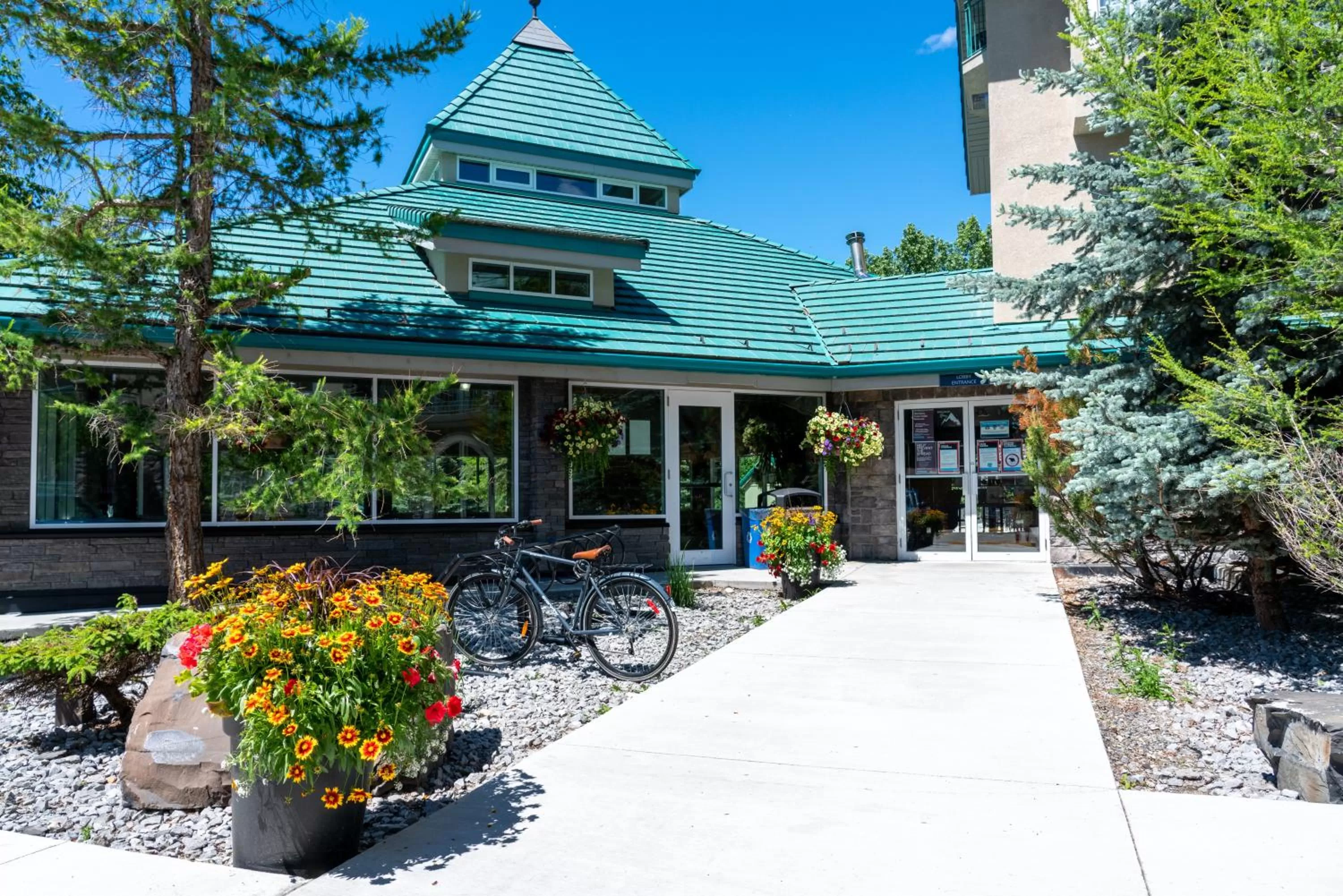 Property building in Pocaterra Inn & Waterslide