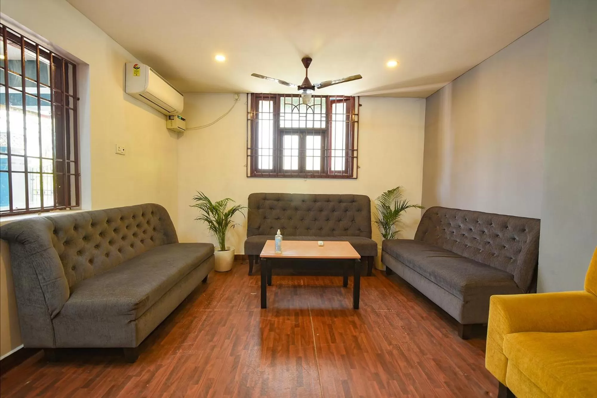 Living room, Seating Area in FabHotel Sasti Inn