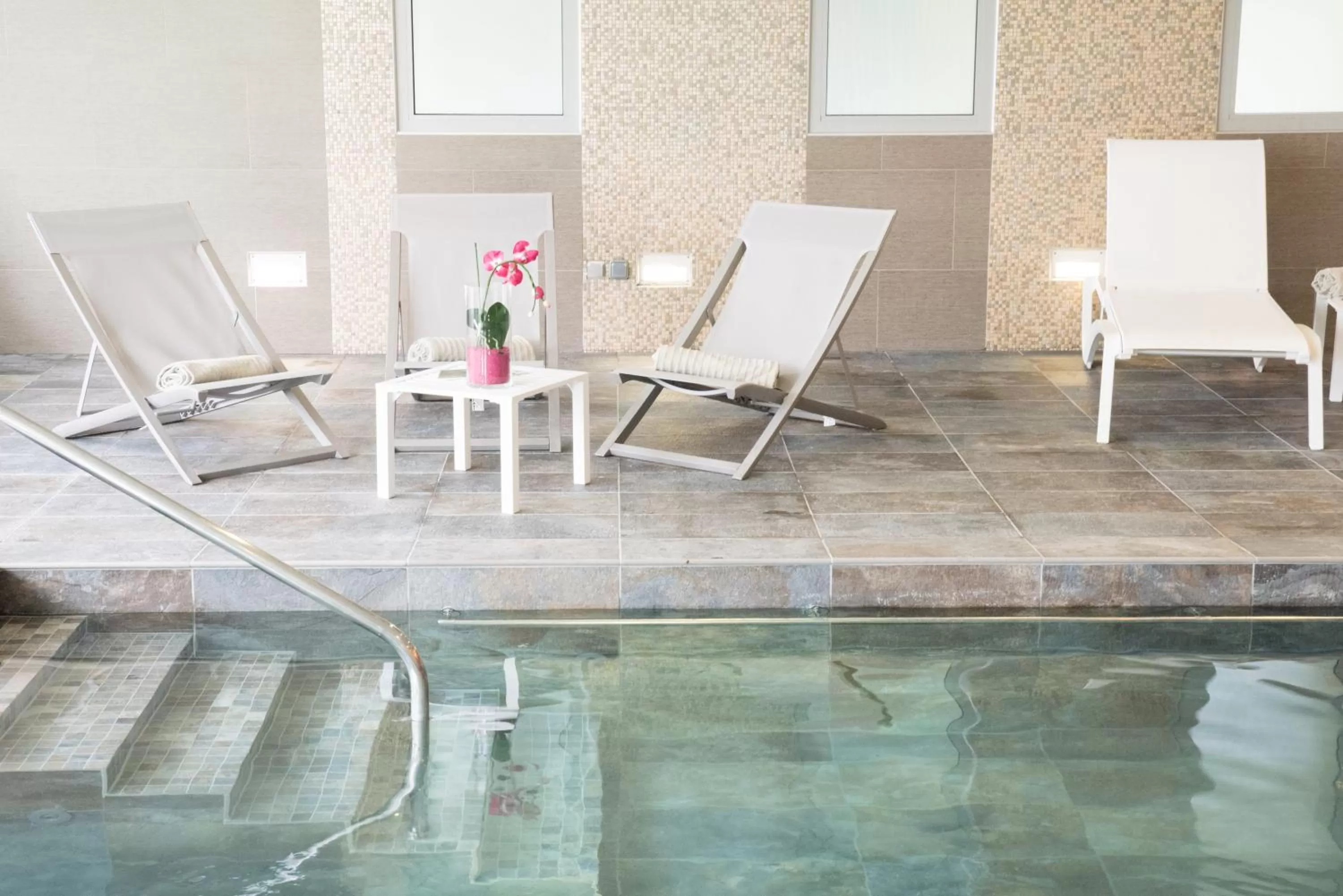 Spa and wellness centre/facilities in Château Belmont Tours by The Crest Collection