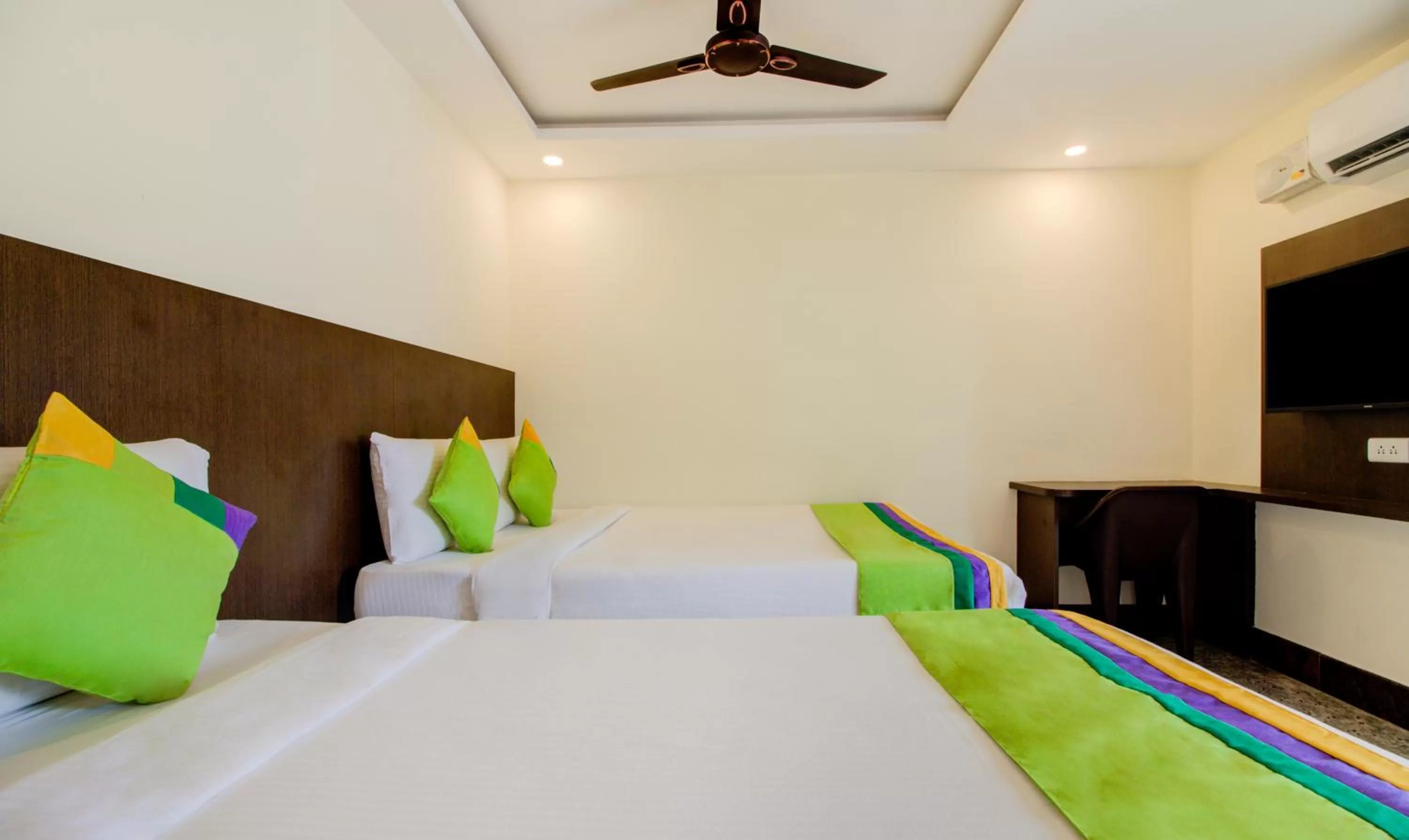 Bedroom, Bed in Treebo Sls Grand