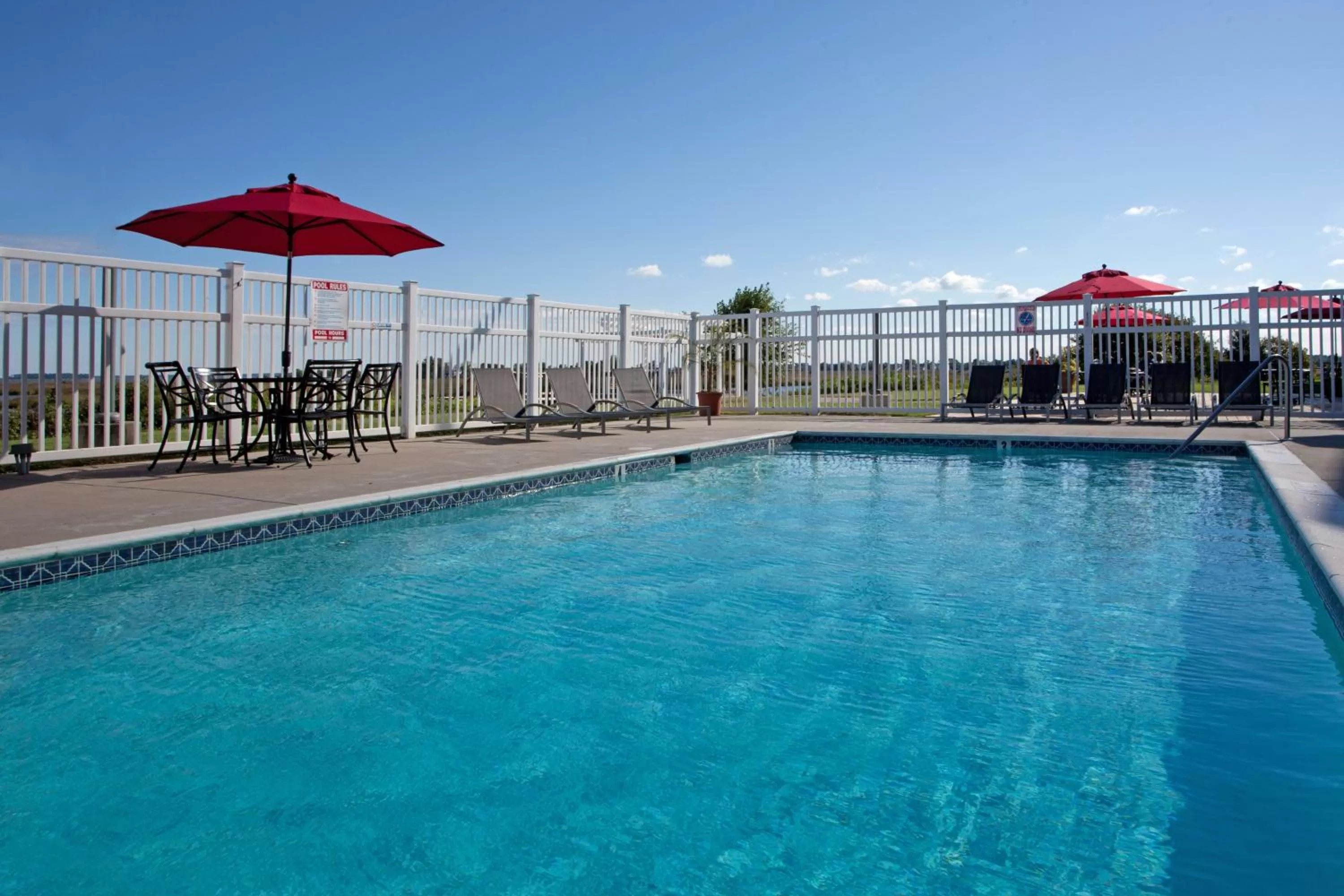 Swimming pool in Holiday Inn Express Annapolis East-Kent Island by IHG