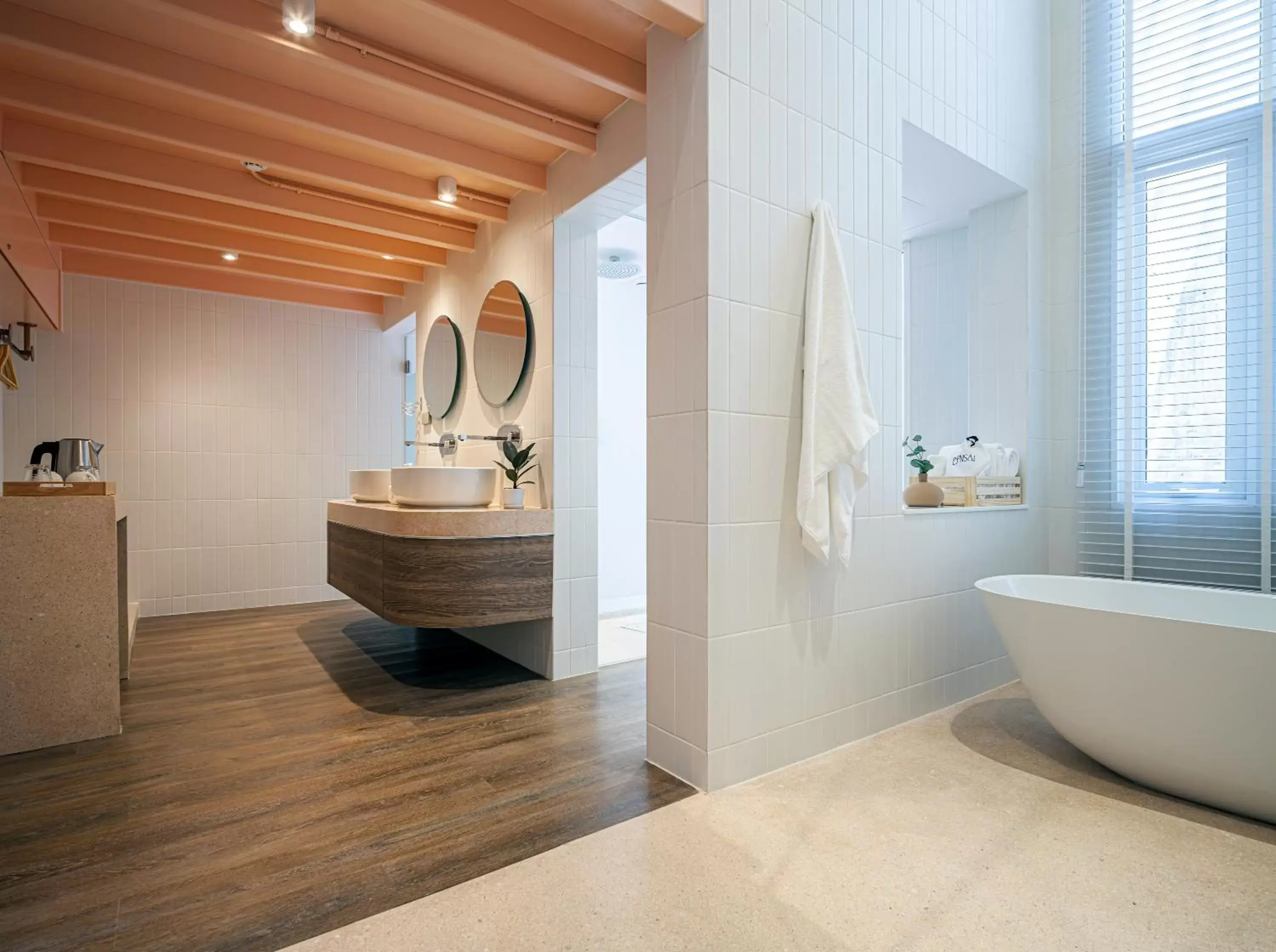 King Suite in Bonsai Hotel Bangkok King Suite in Bonsai Hotel Bangkok