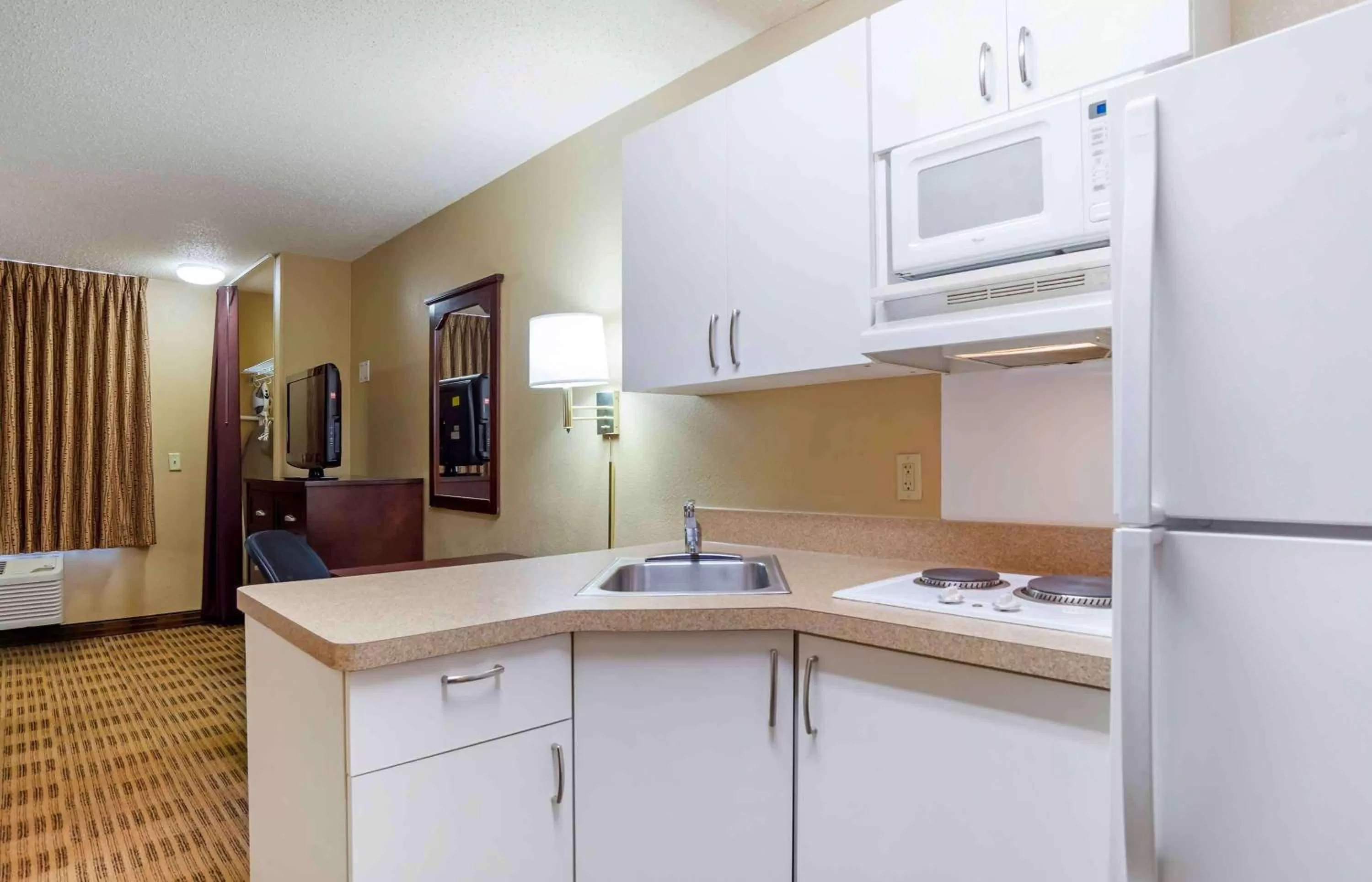Bedroom in Extended Stay America Suites - New Orleans - Metairie