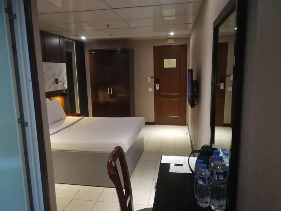 Junior Double Room (No Window) in Star Plaza Hotel Junior Double Room (No Window) in Star Plaza Hotel