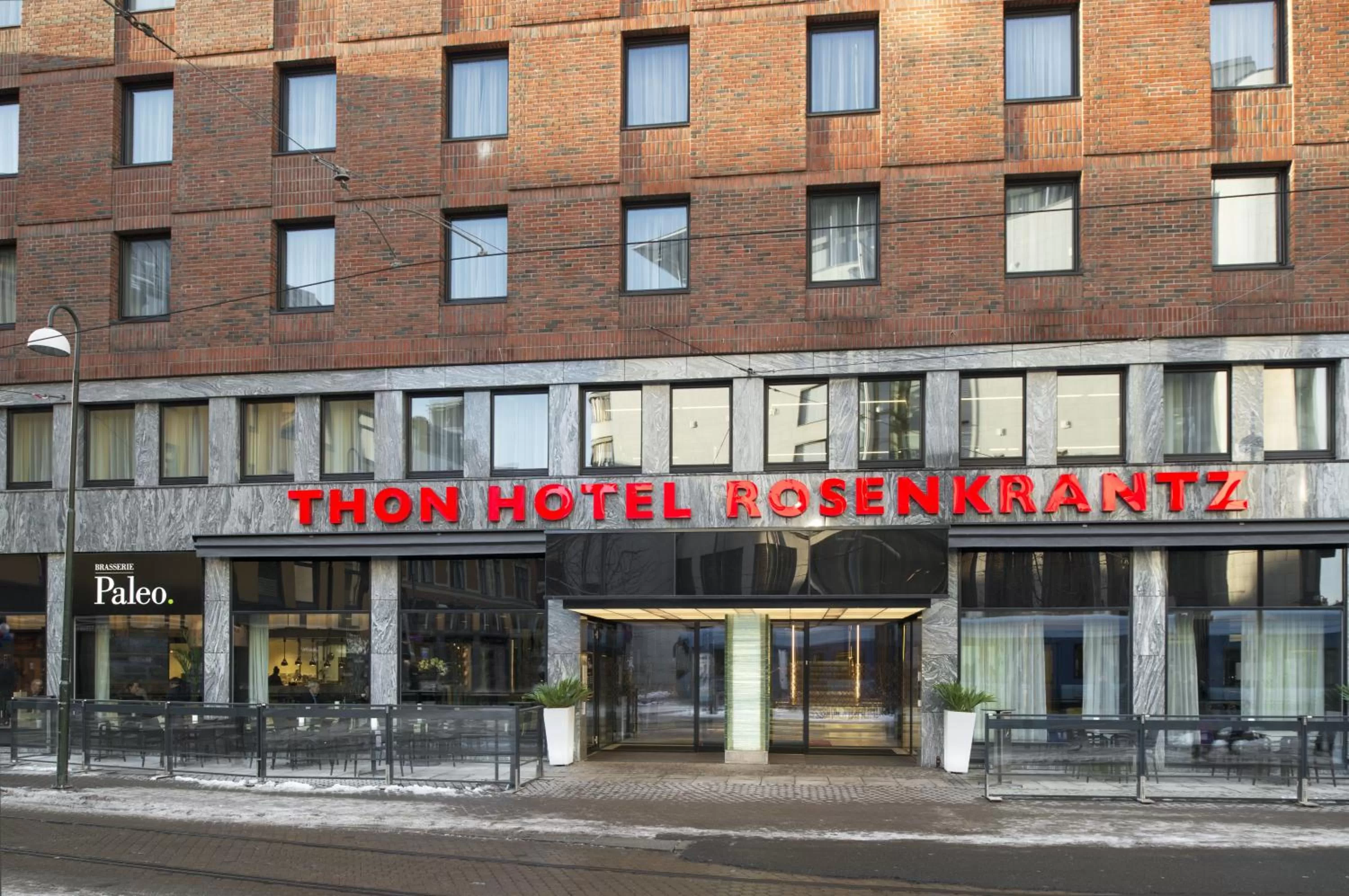 Facade/entrance in Thon Hotel Rosenkrantz Oslo