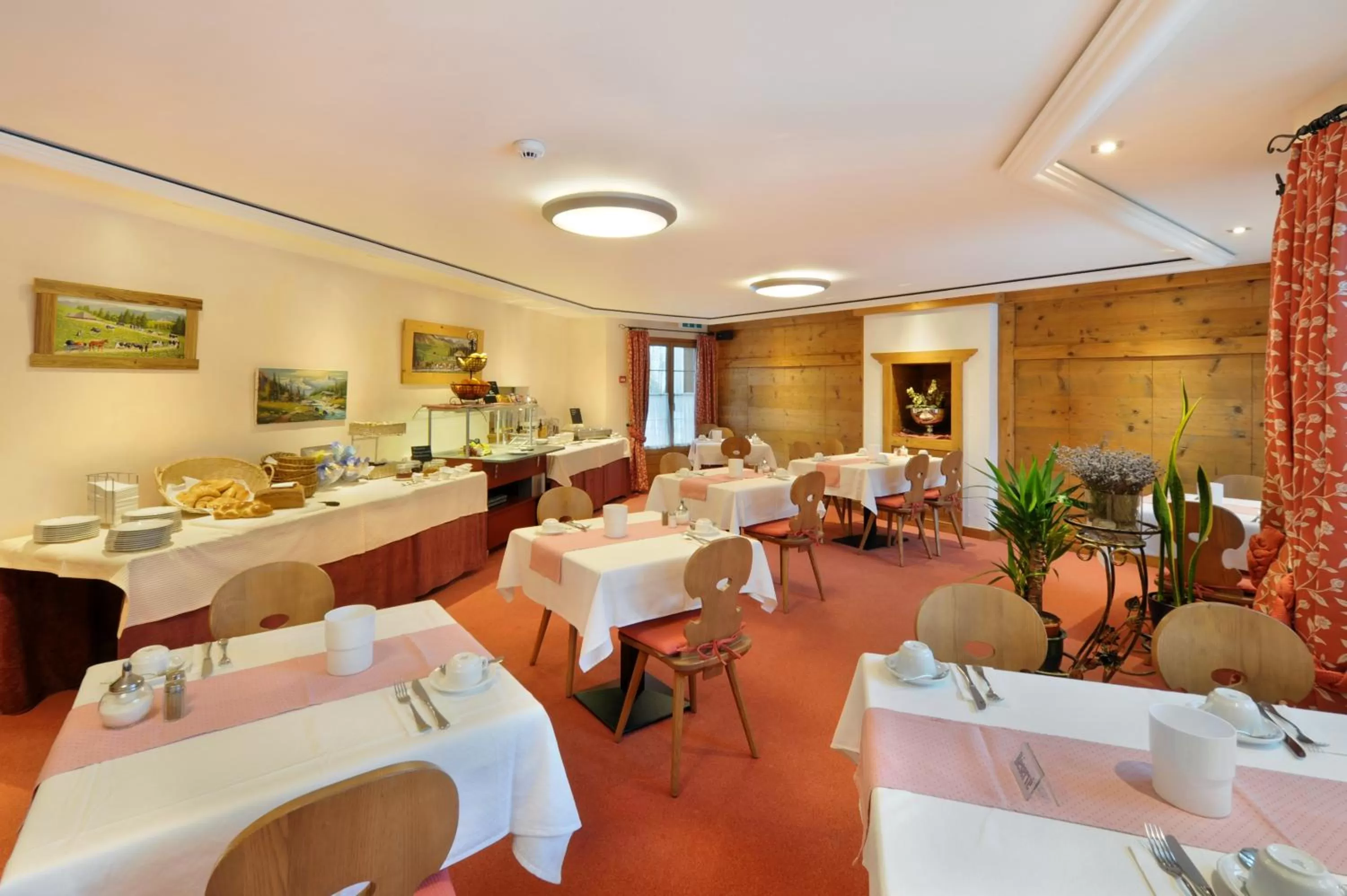 Restaurant/places to eat in Hotel Bellerive Gstaad