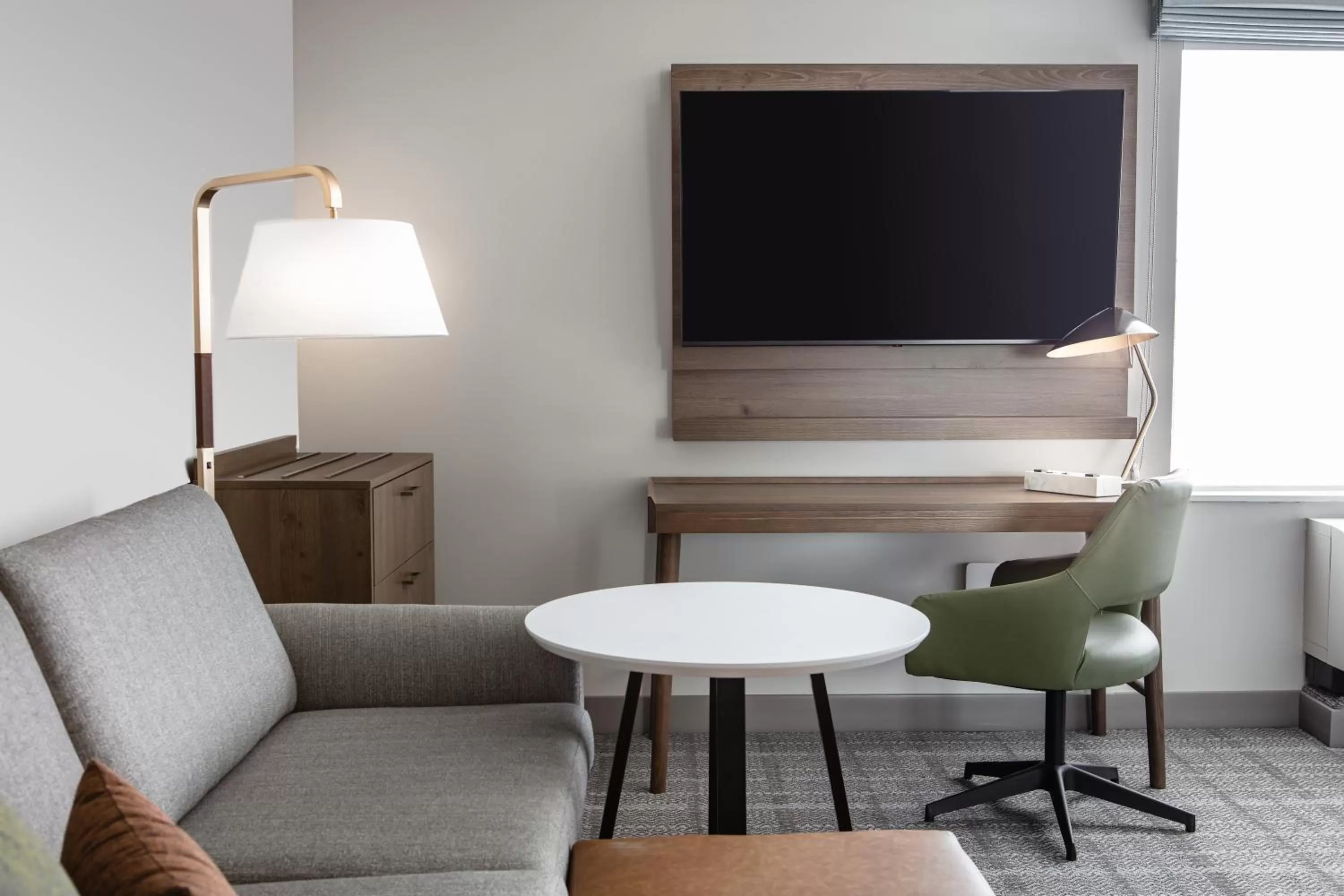 TV and multimedia in Staybridge Suites - Iowa City - Coralville by IHG