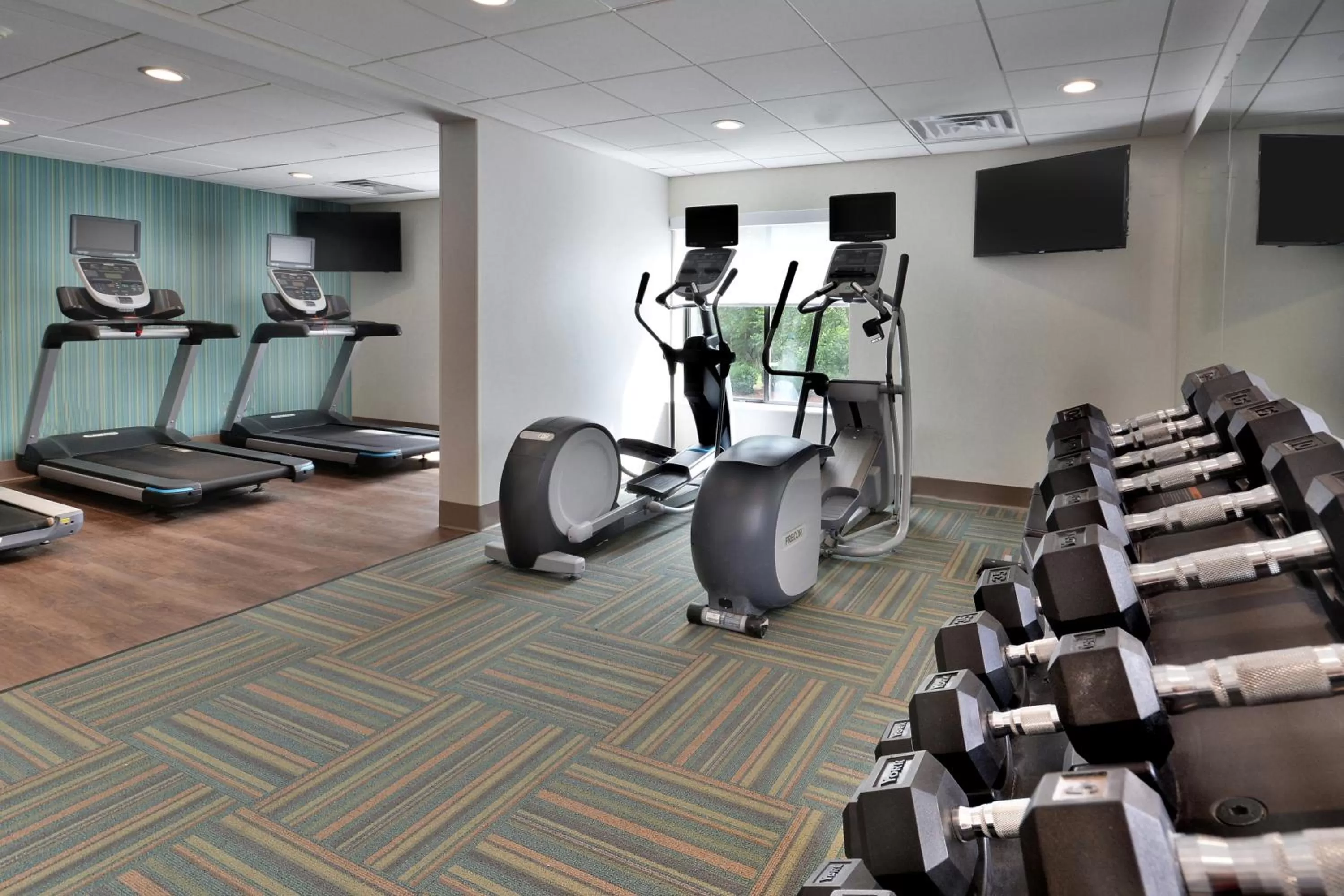 Fitness centre/facilities in Holiday Inn Express Raleigh-Durham Airport by IHG