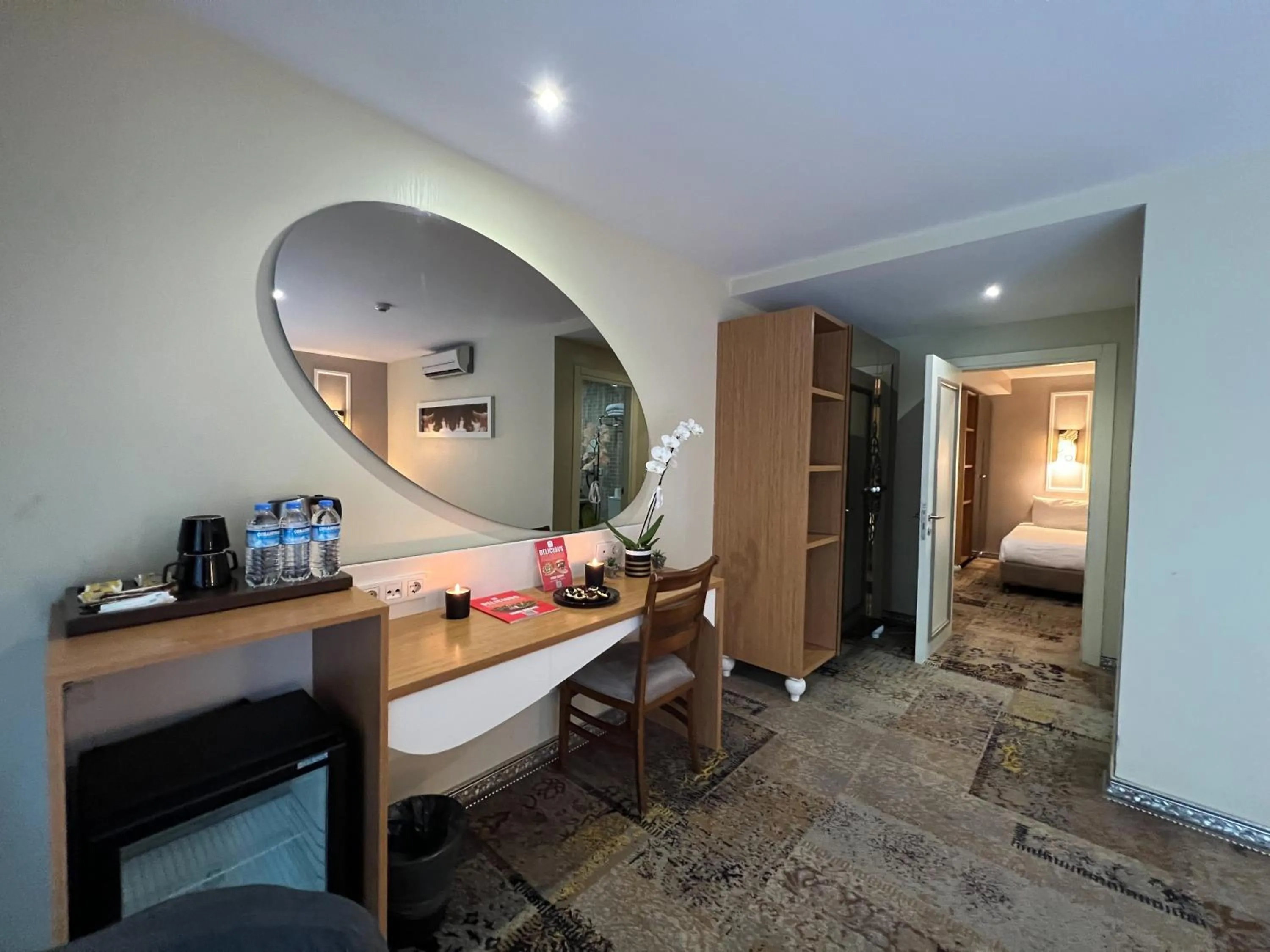 Seating area, Bed in All Seasons Hotel