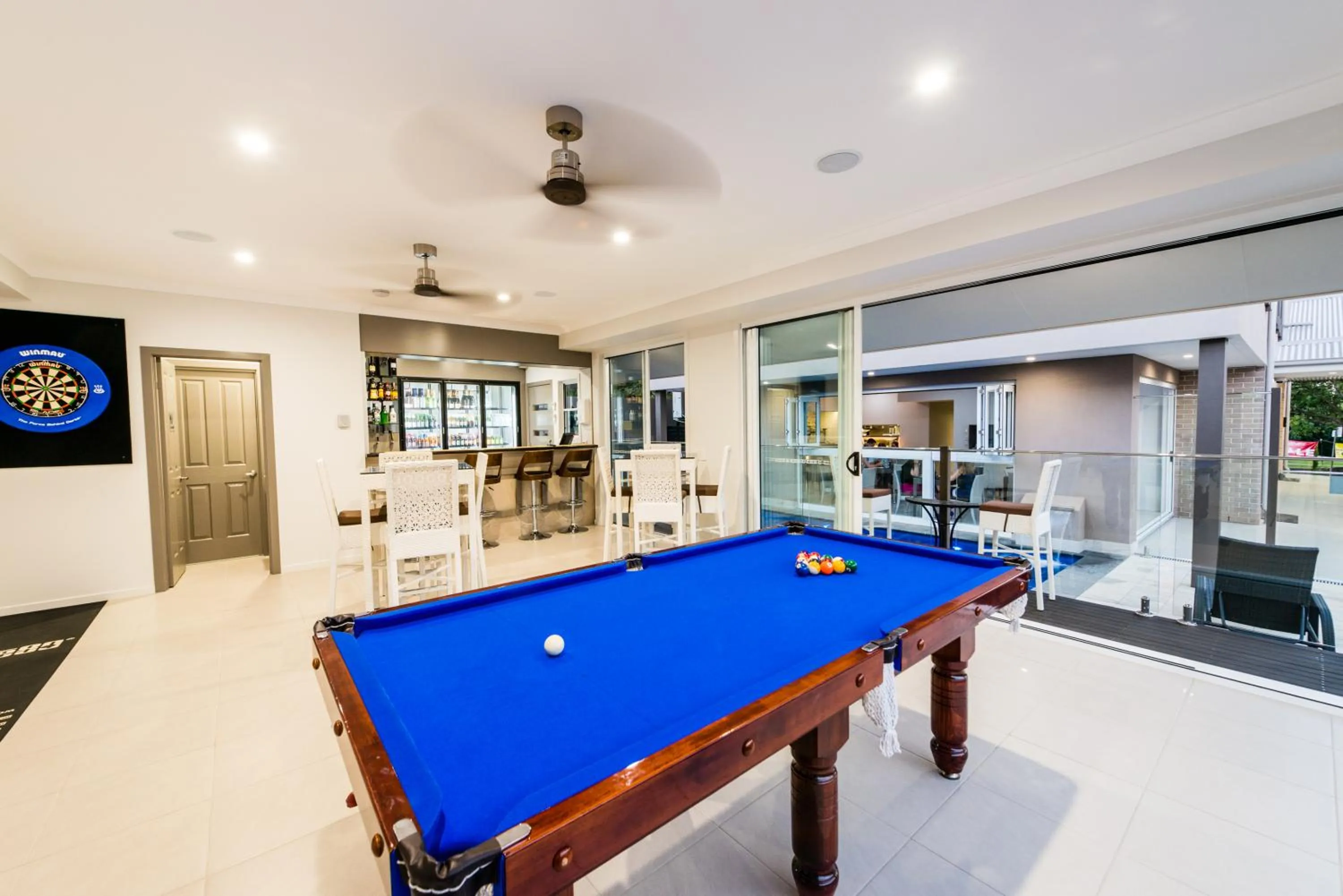 Billiard in Athena Motel Apartments