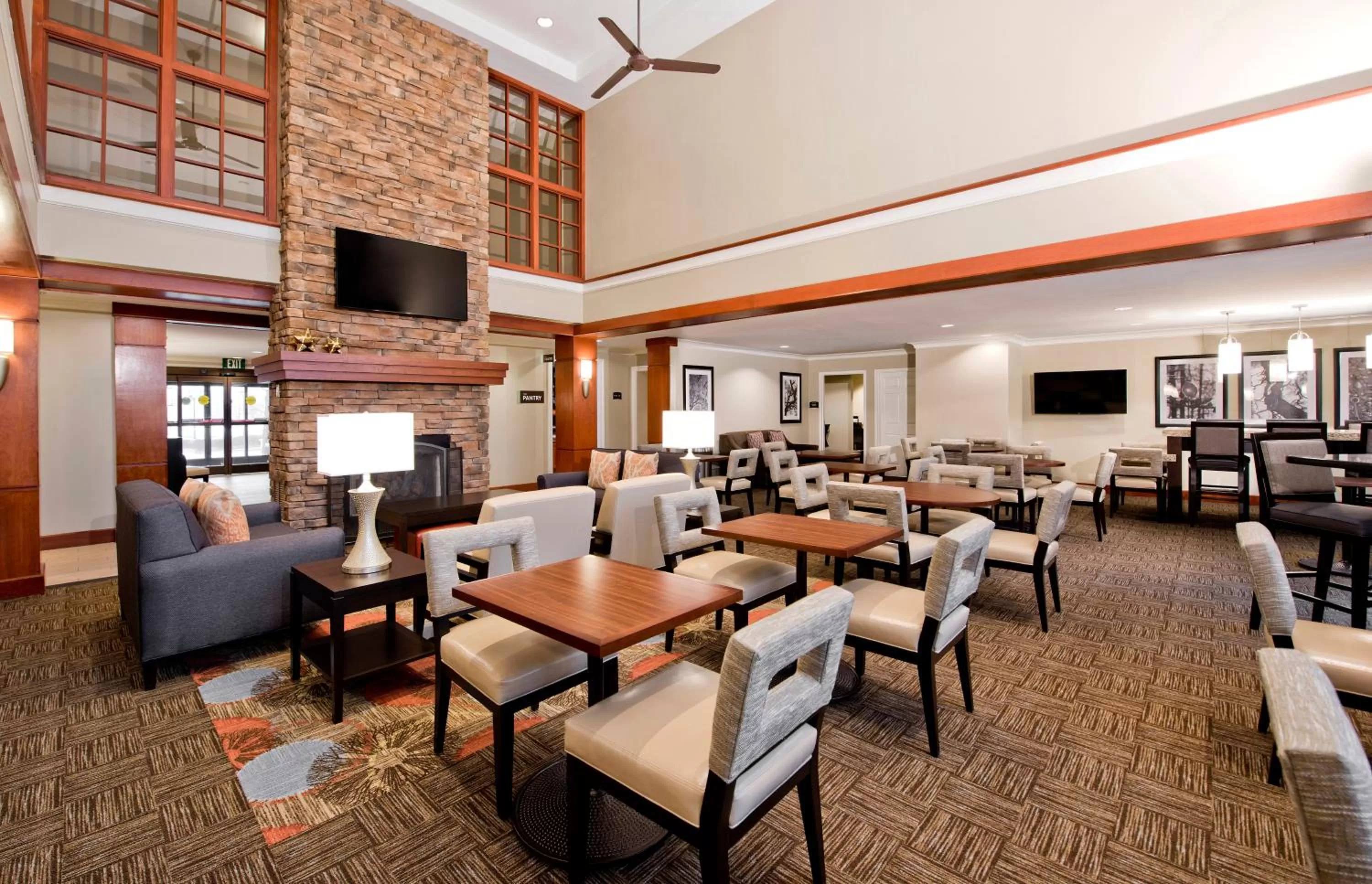 Restaurant/places to eat in Staybridge Suites - Charlotte Ballantyne by IHG