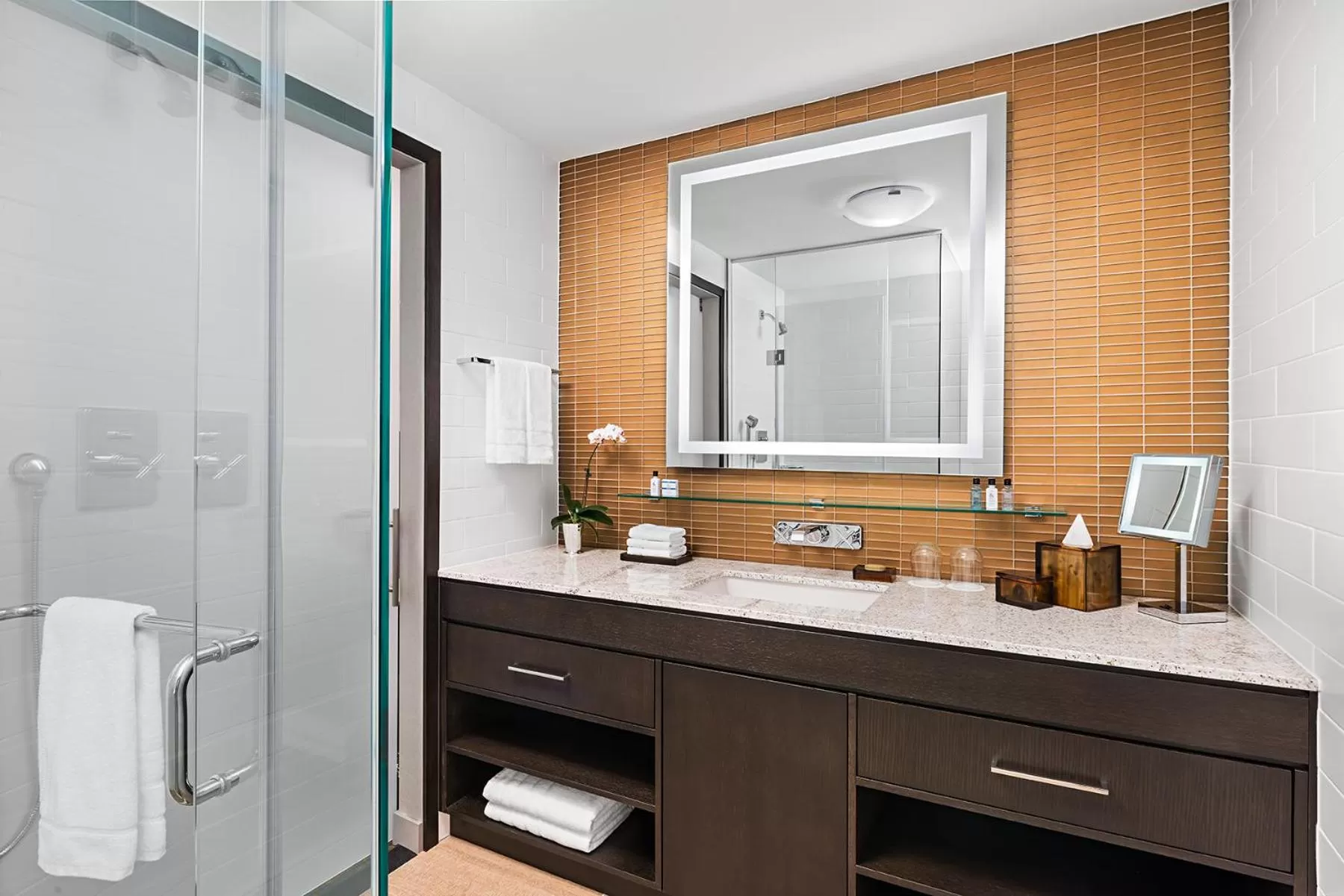 Bathroom in Hotel X Toronto, a Destination by Hyatt Hotel
