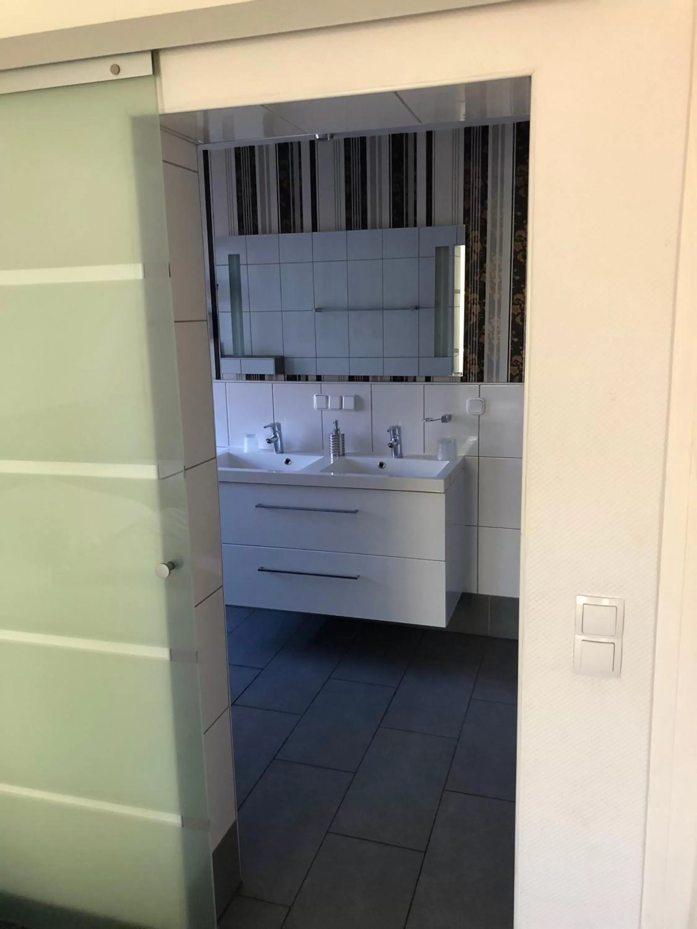 Bathroom in Fettehenne Gästehaus