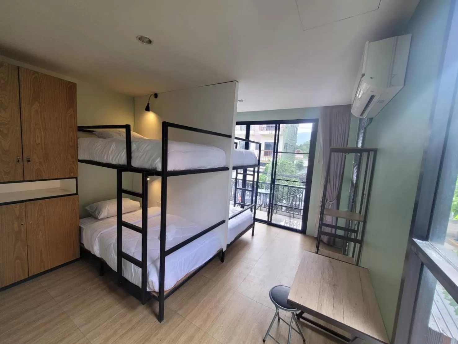 Photo of the whole room in THAI HOTEL CHIANGMAI