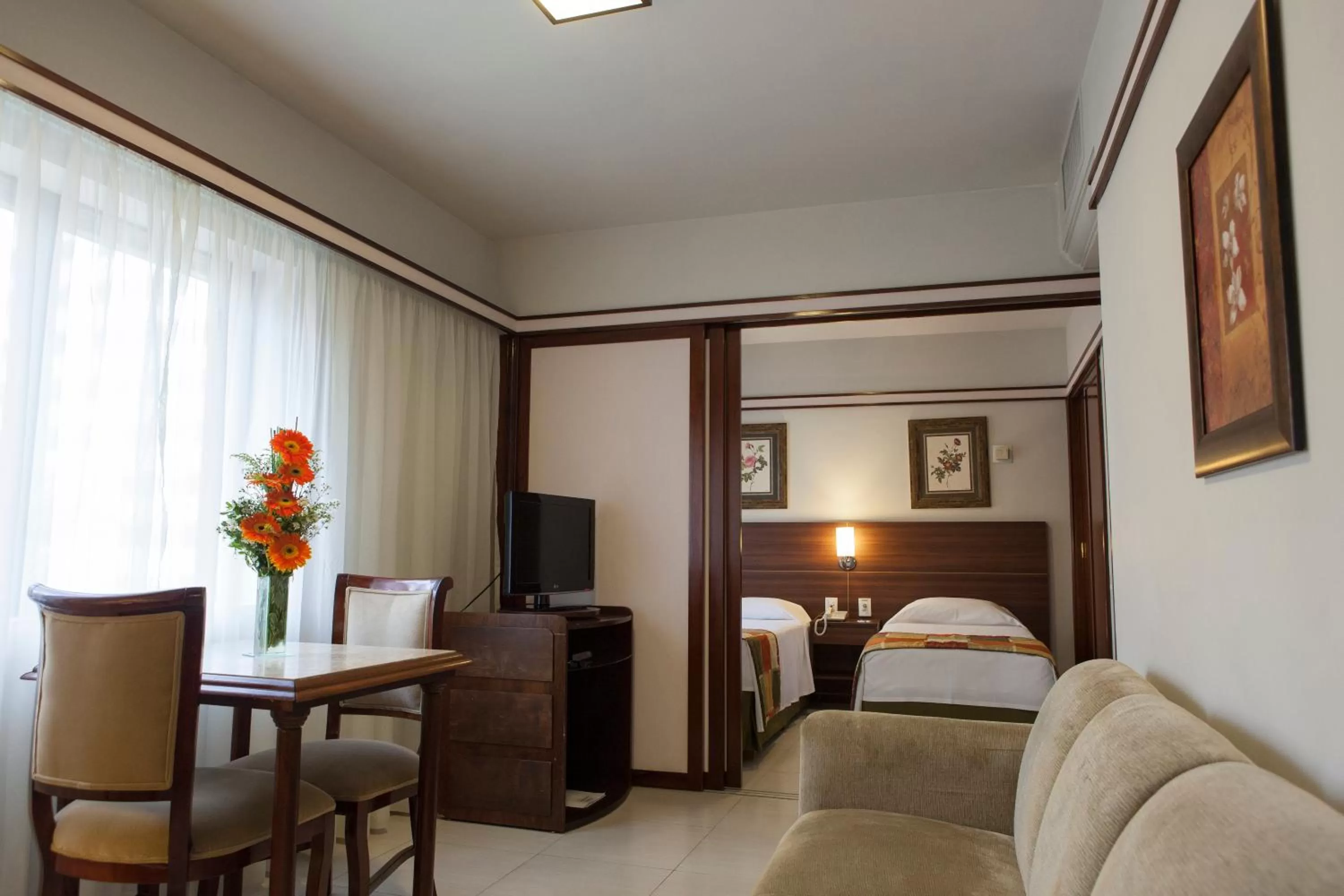 Day, Bed in Bristol The Time Berrini