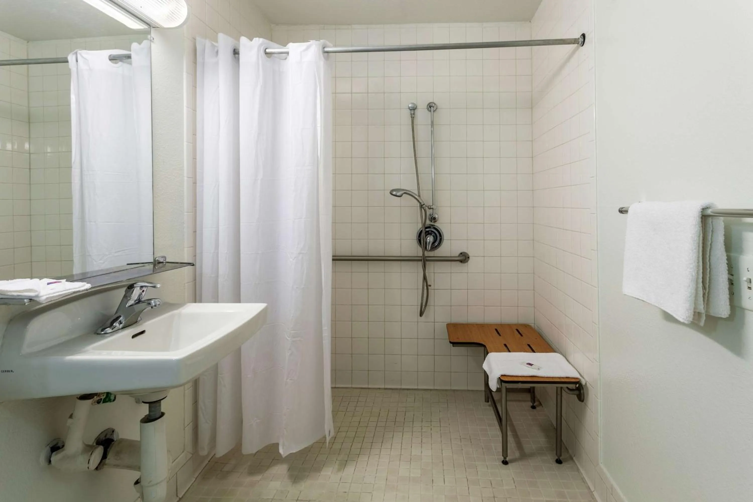 Shower in Motel 6 Sacramento, Ca - Downtown