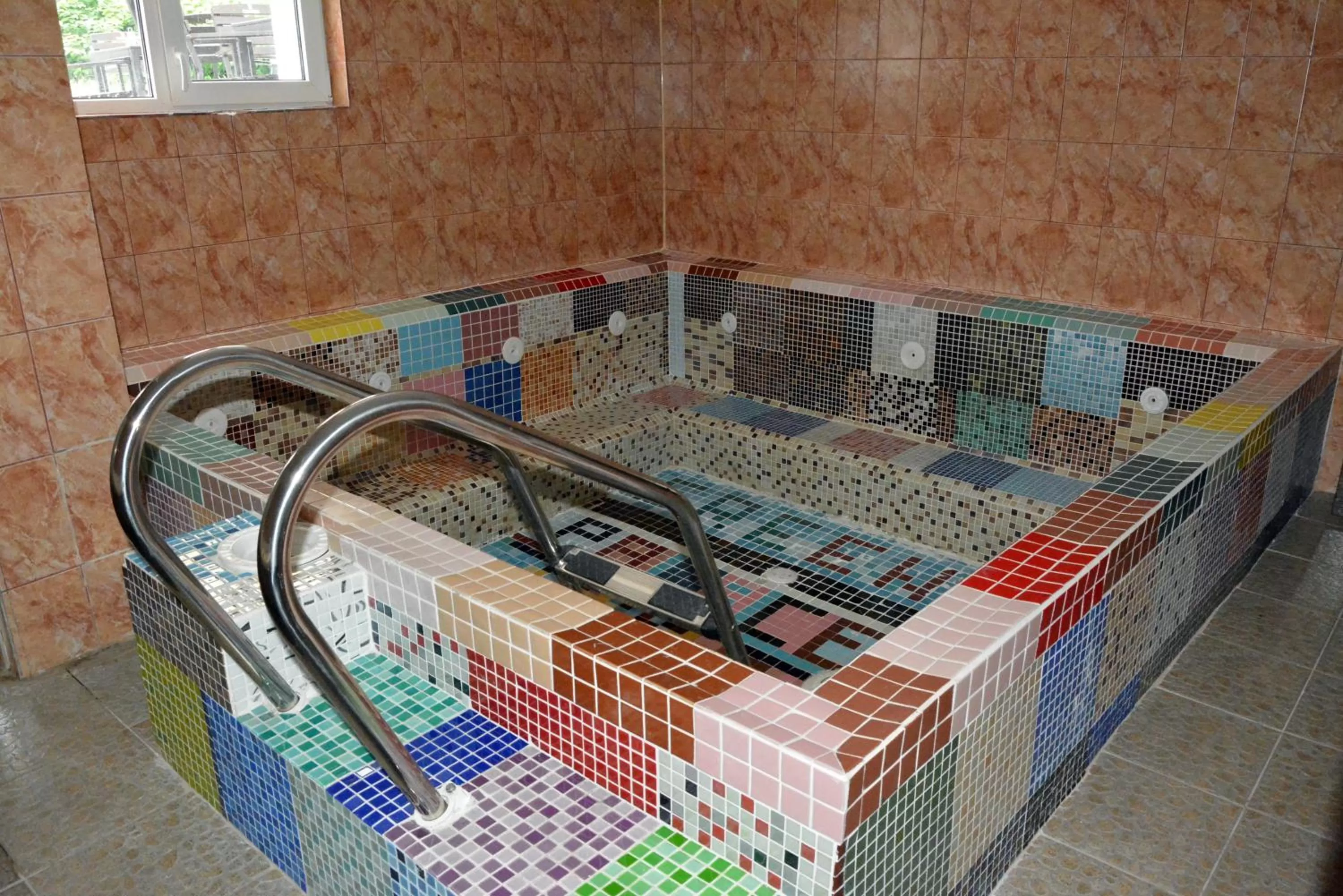 Swimming pool in Hotel Green Palace