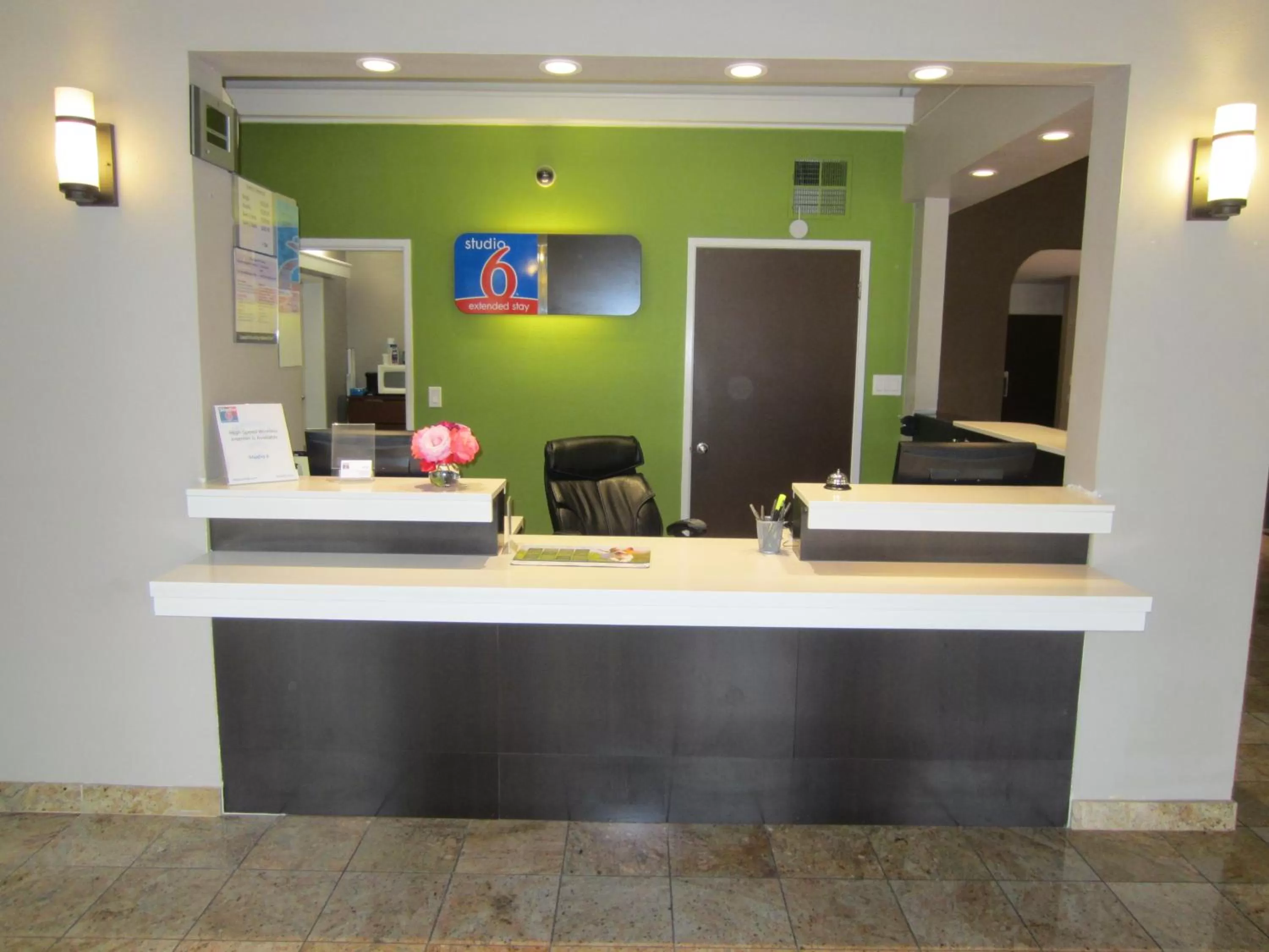 Lobby or reception in Studio 6-Concord, CA