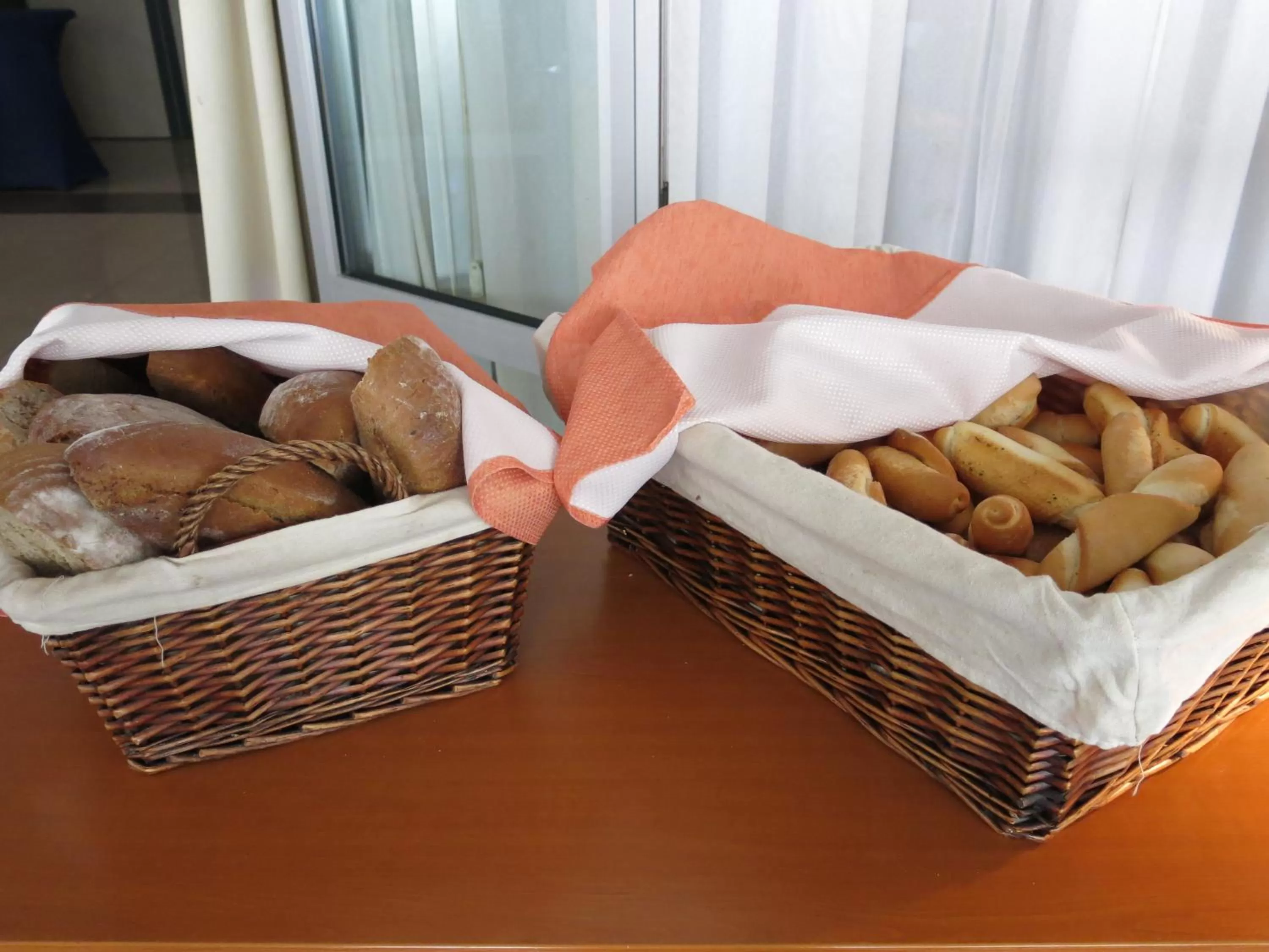 Buffet breakfast in Olympik Tristar