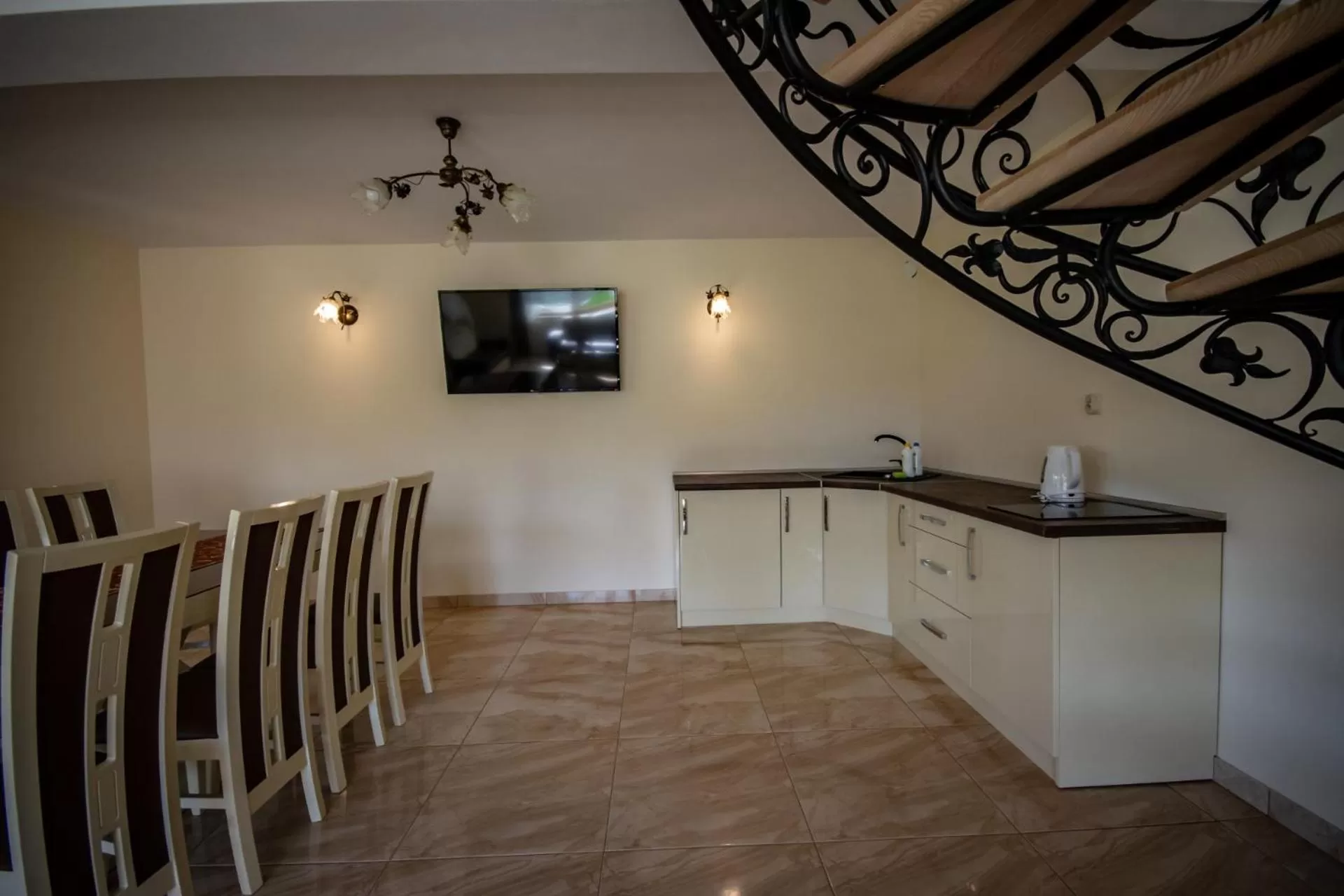 Kitchen or kitchenette in Podhalanski Dworek z Jacuzzi