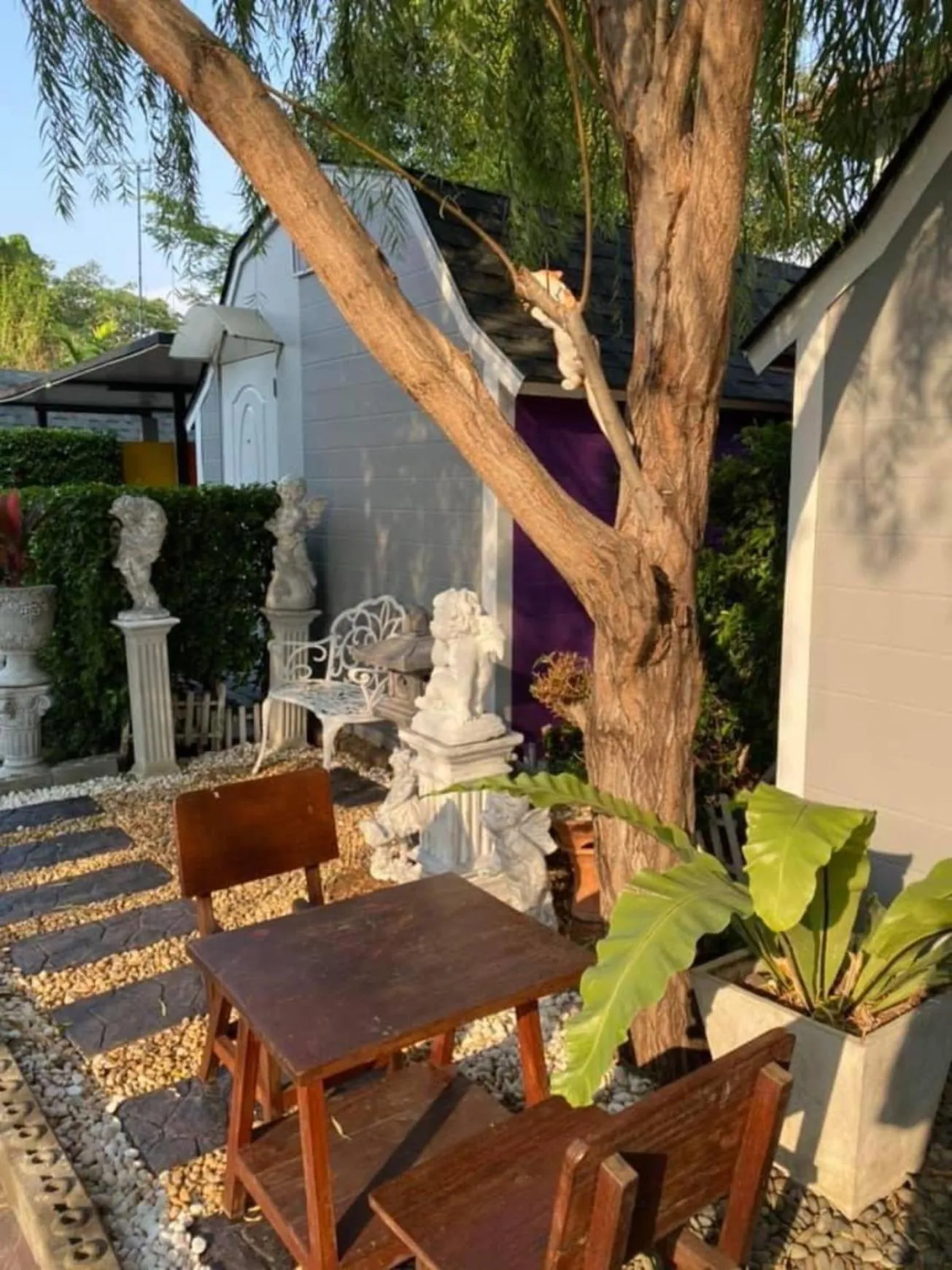 Patio in Kurina Hotel