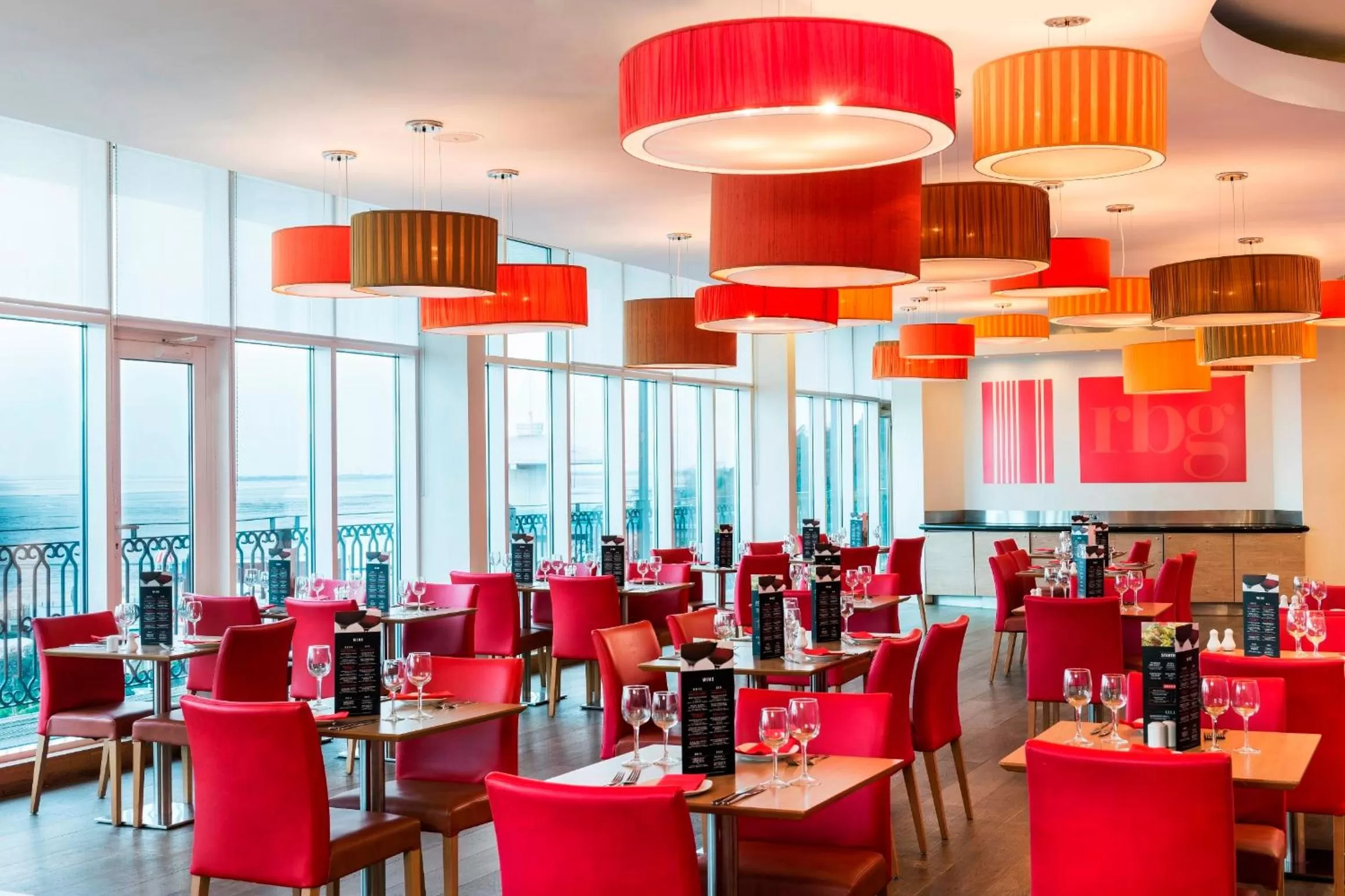 Restaurant/places to eat in Park Inn by Radisson Palace