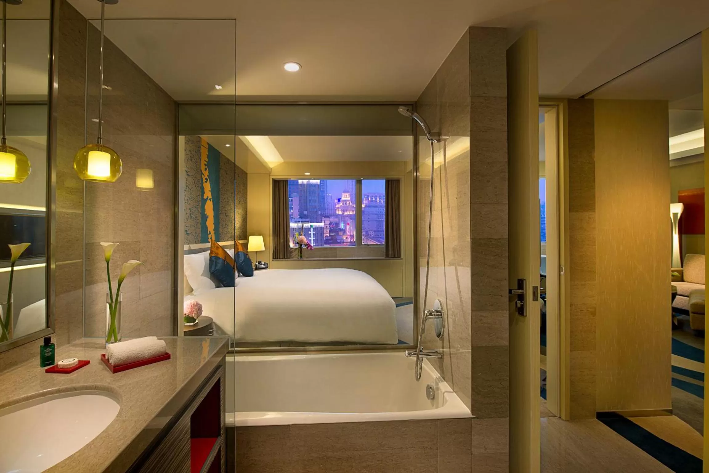 Bedroom, Bed in Radisson Collection Hyland Shanghai