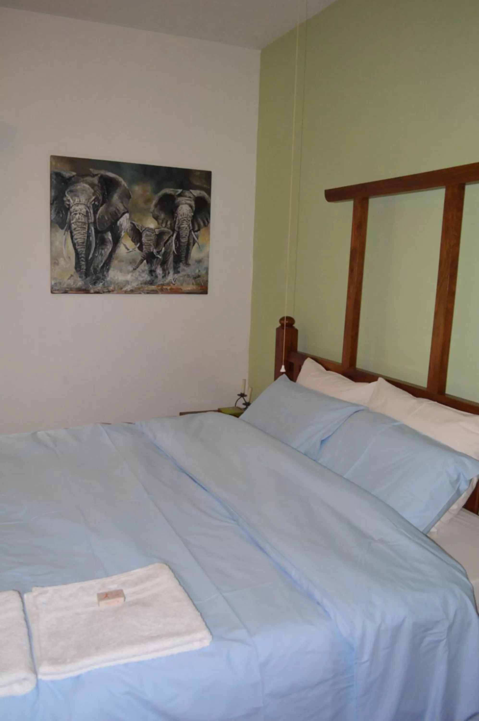 Bed in The Researchers Rest