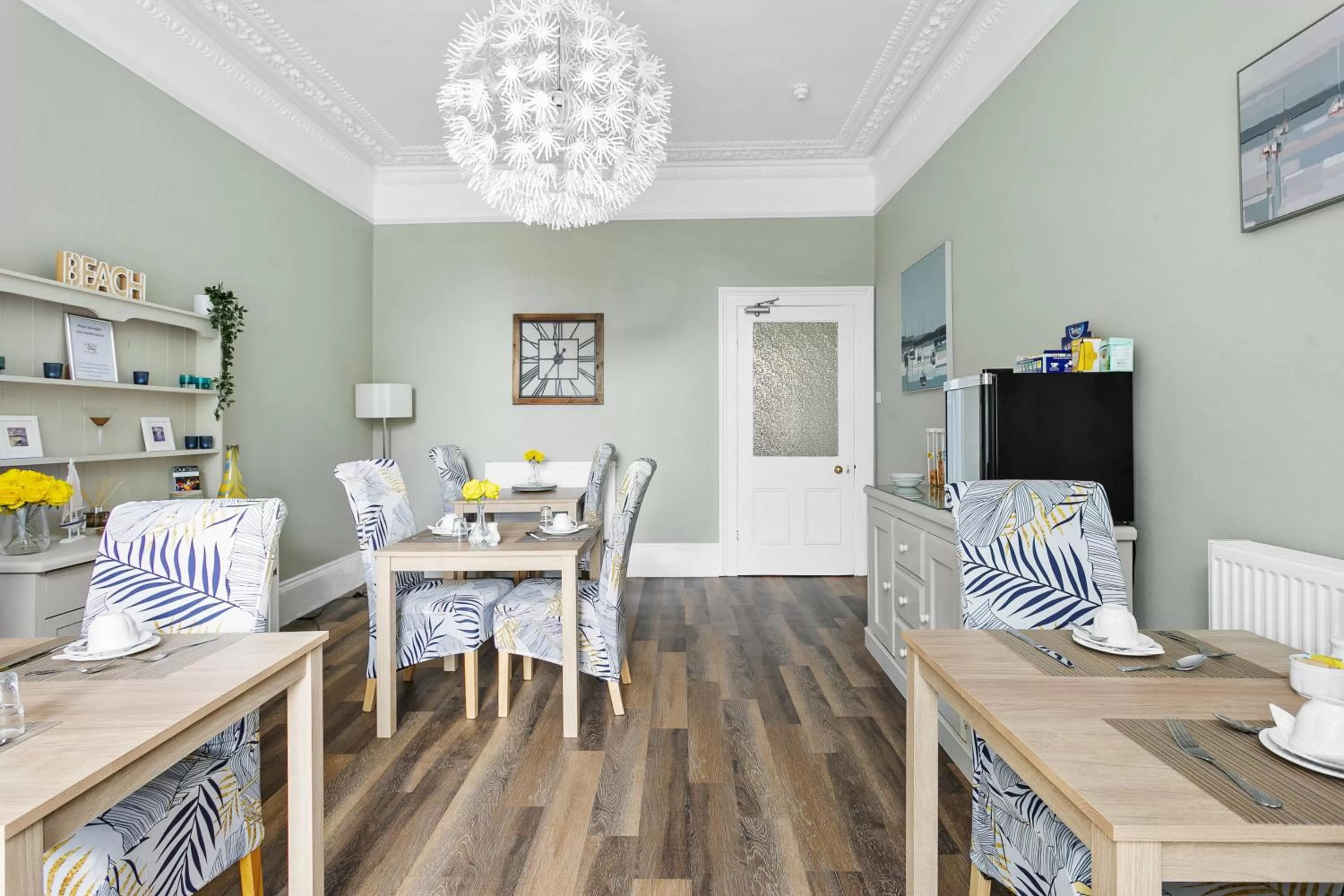 Breakfast in The Netley