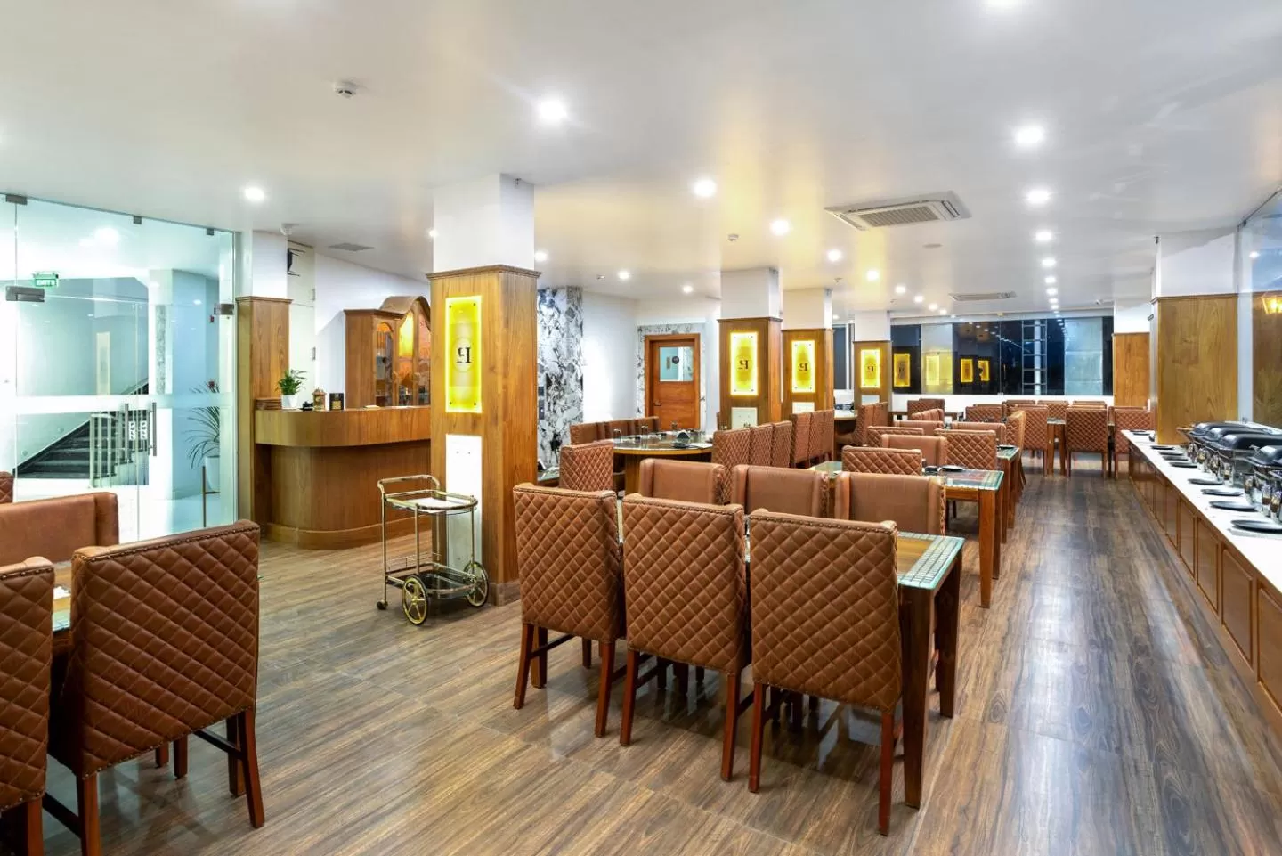 Restaurant/Places to Eat in HOTEL WHITE HOUSE, Munnar