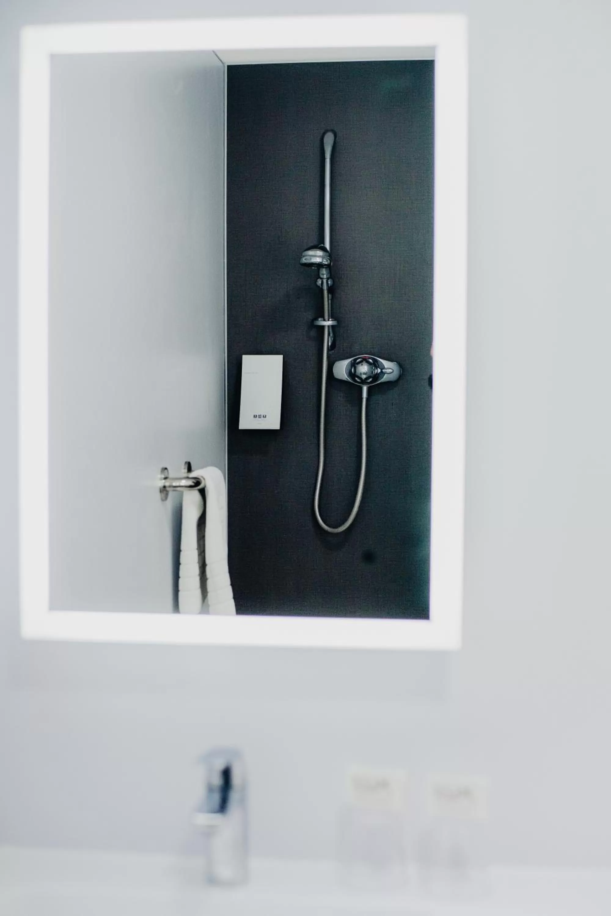 Bathroom in San Clu Hotel, Bar & Brasserie