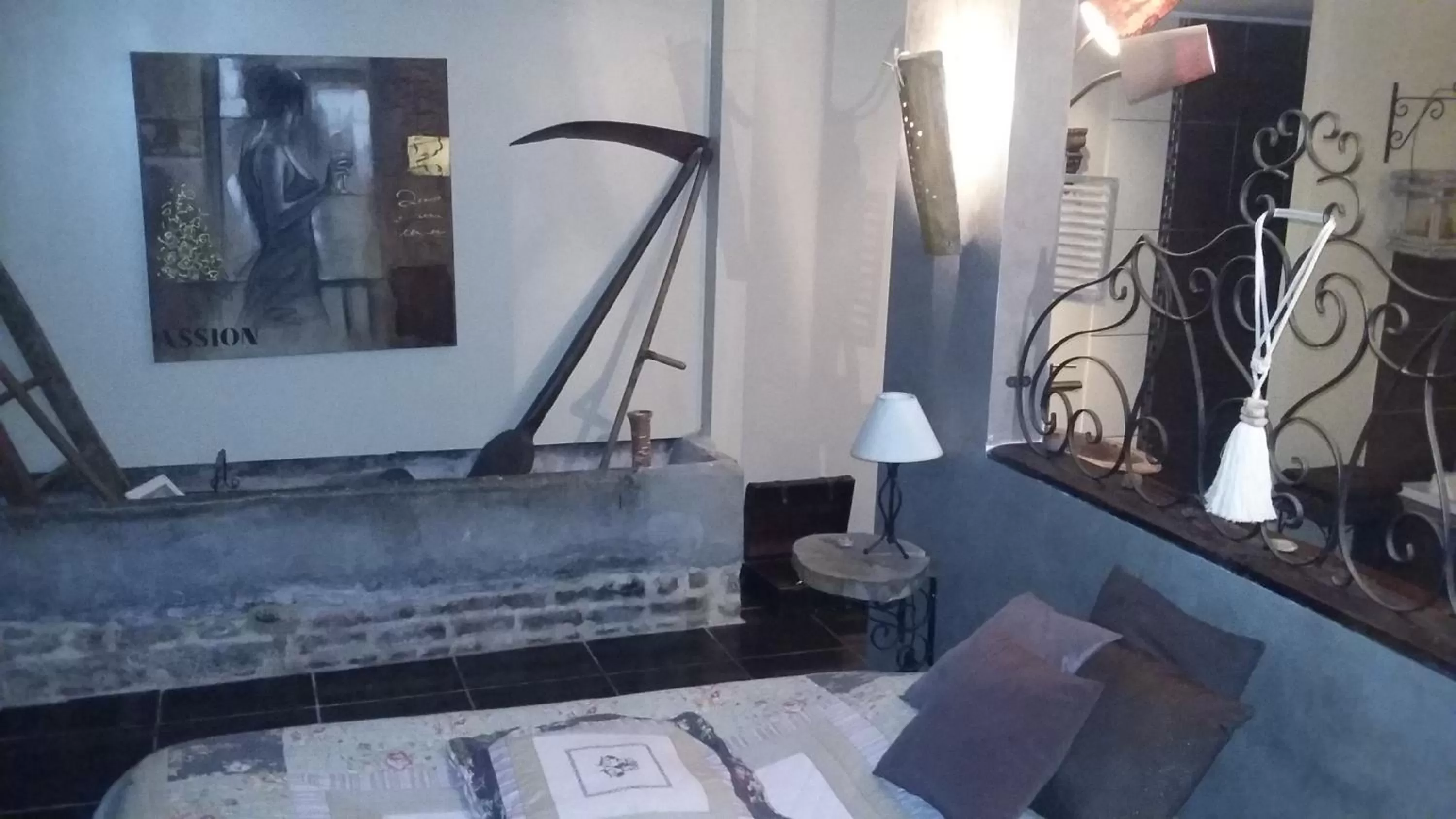 Decorative detail, Bathroom in Secret d'une Nuit a vicq prės de valenciennes,onnaing,saint saulve avec piscine , jaccuzi