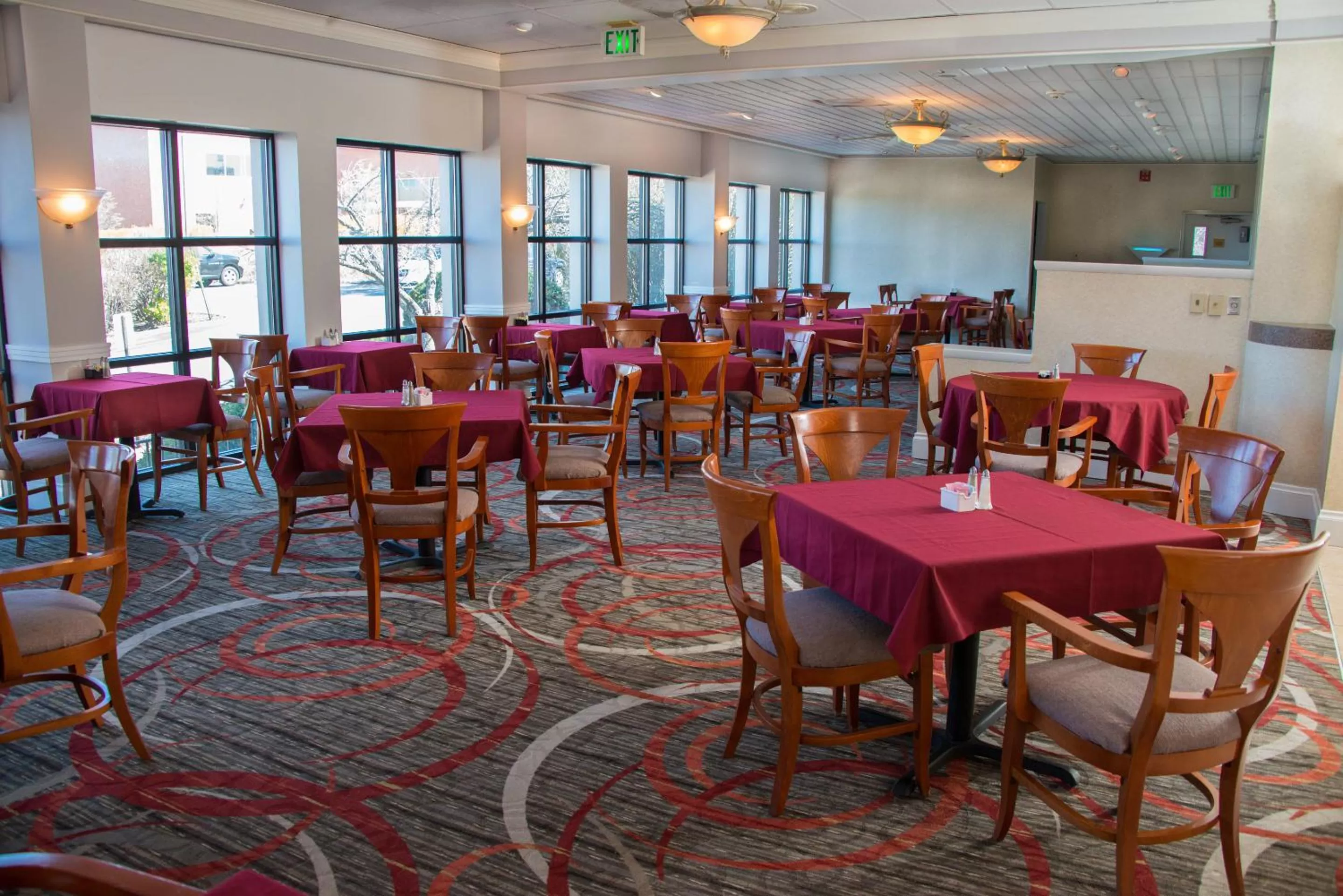 Restaurant/places to eat in Red Lion Hotel Harrisburg Hershey