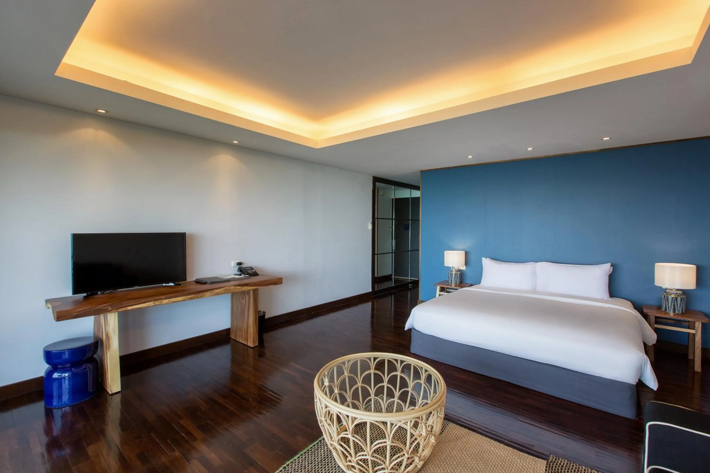 Bedroom, Bed in Mantra Samui Resort - Adults Only