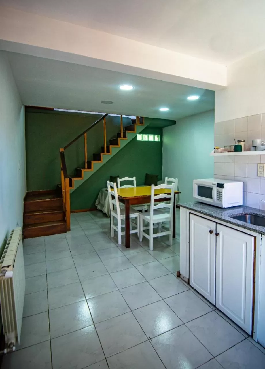 Kitchen/Kitchenette in Las Avutardas Hosteria