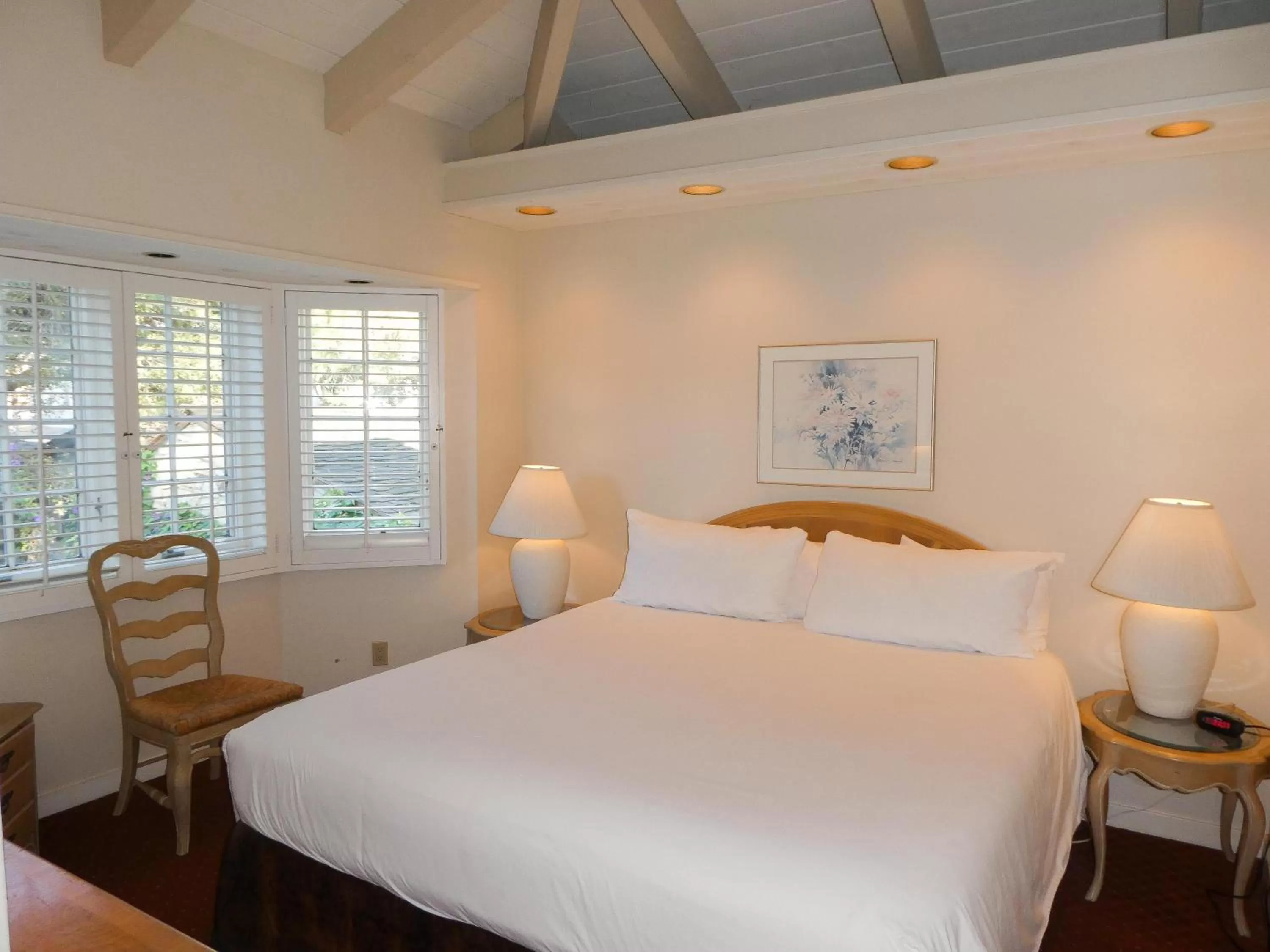 Bed in Briarwood Inn