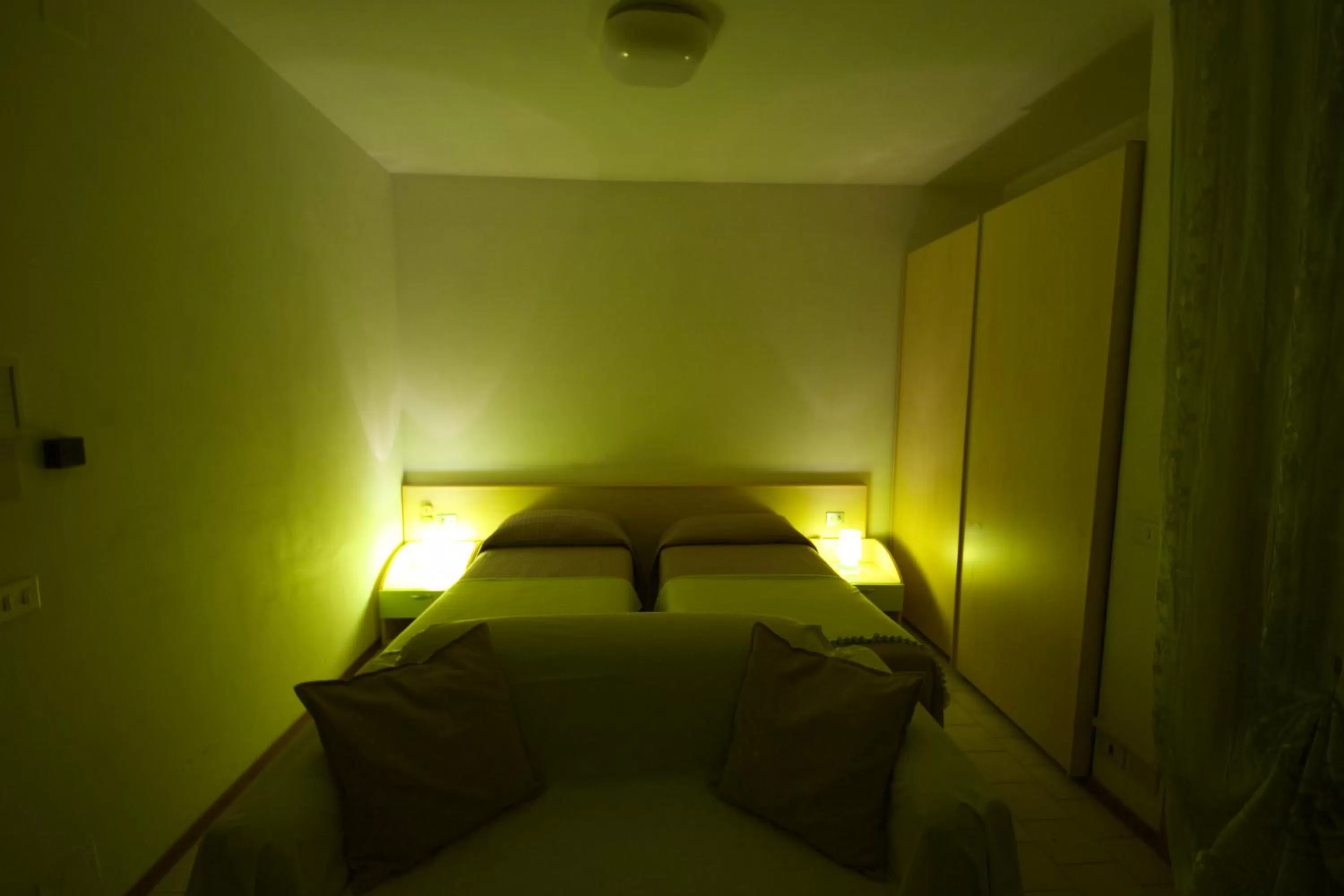 View (from property/room), Bed in Parmigianino Apartments