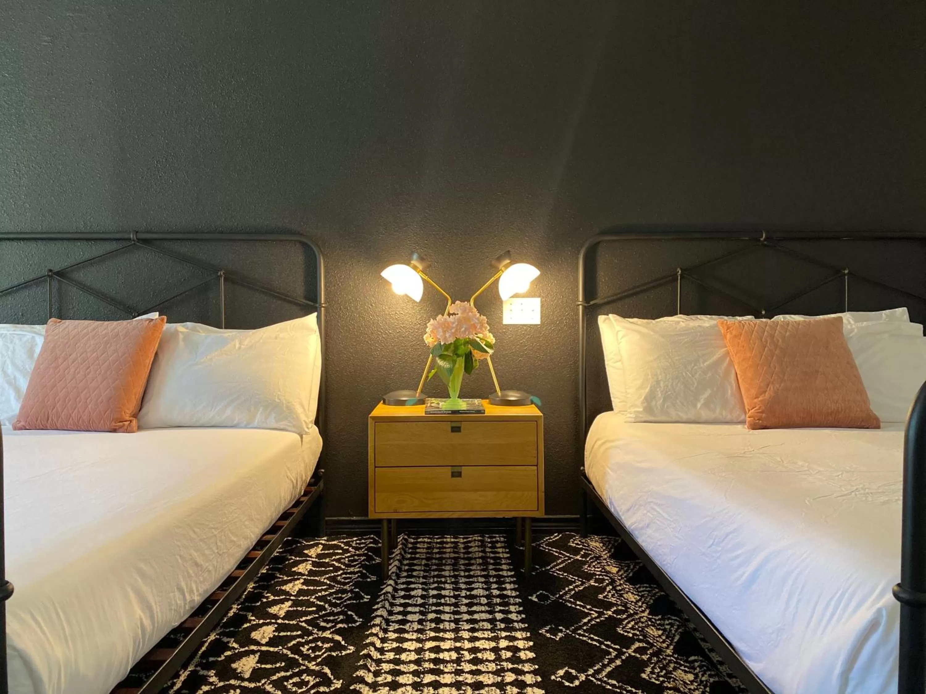 Bed in Wimberley Inn & bar