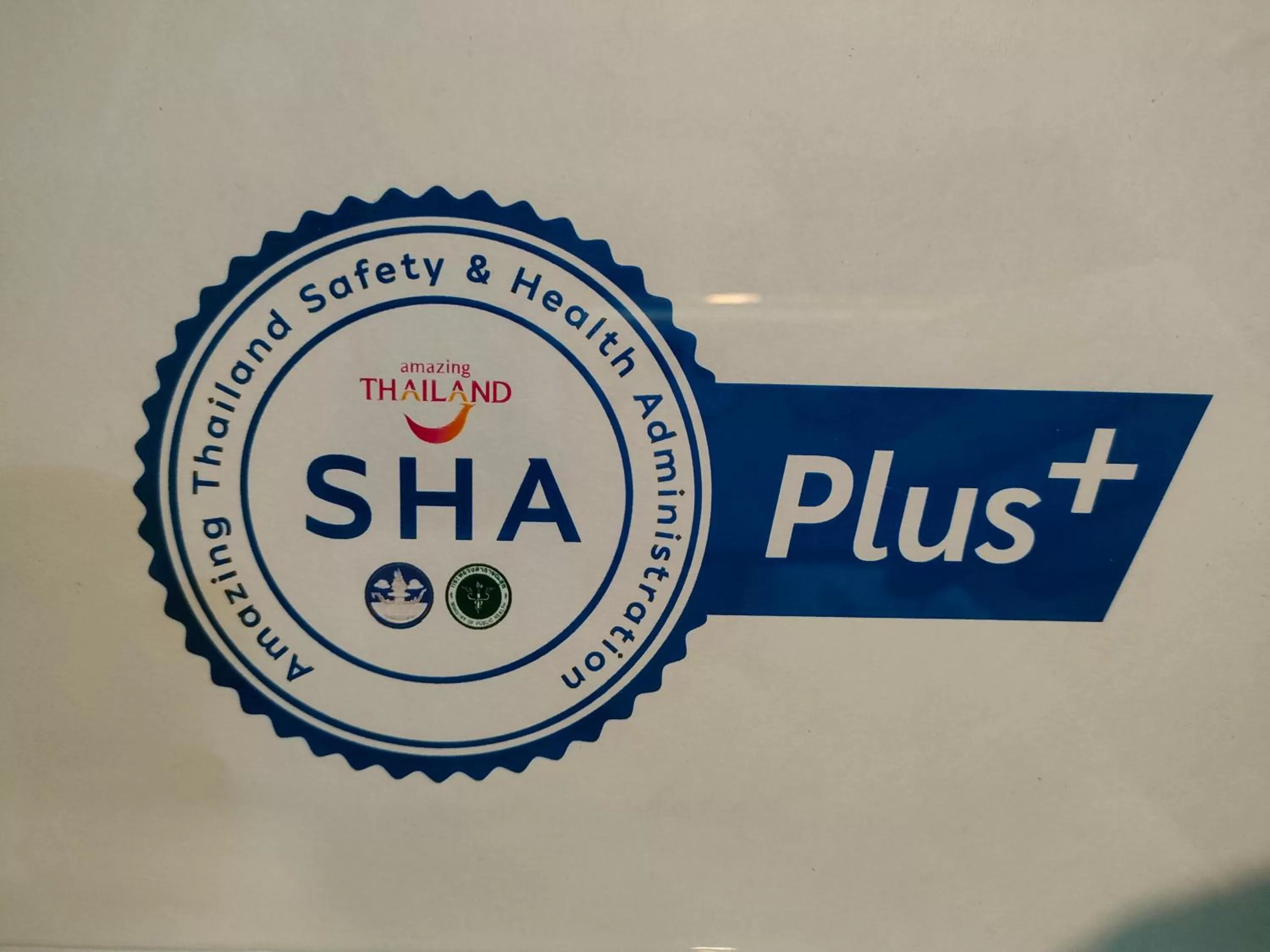 Logo/Certificate/Sign in C U Inn Bangkok